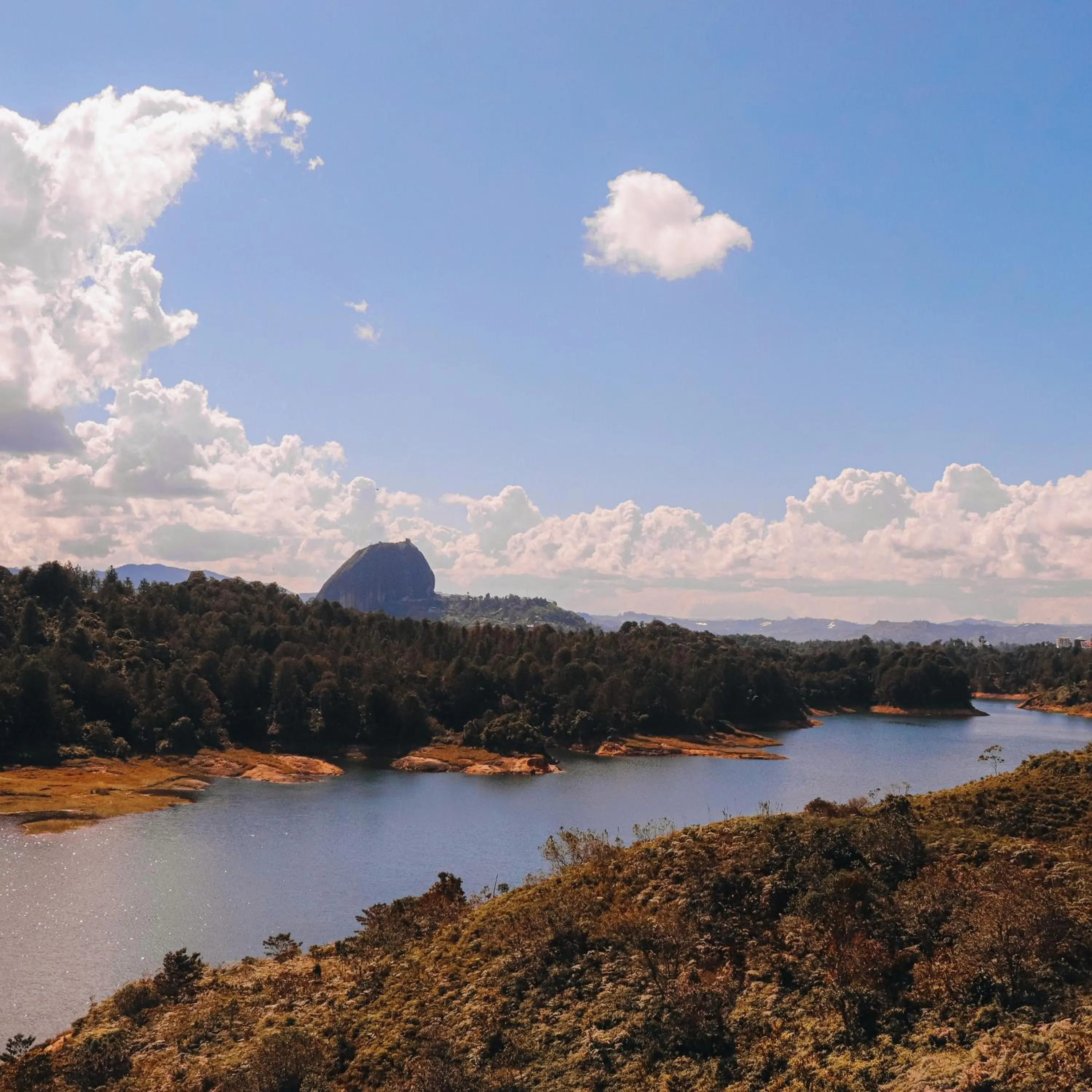 Natural landscape in EL NiDO HOTEL GUATAPE