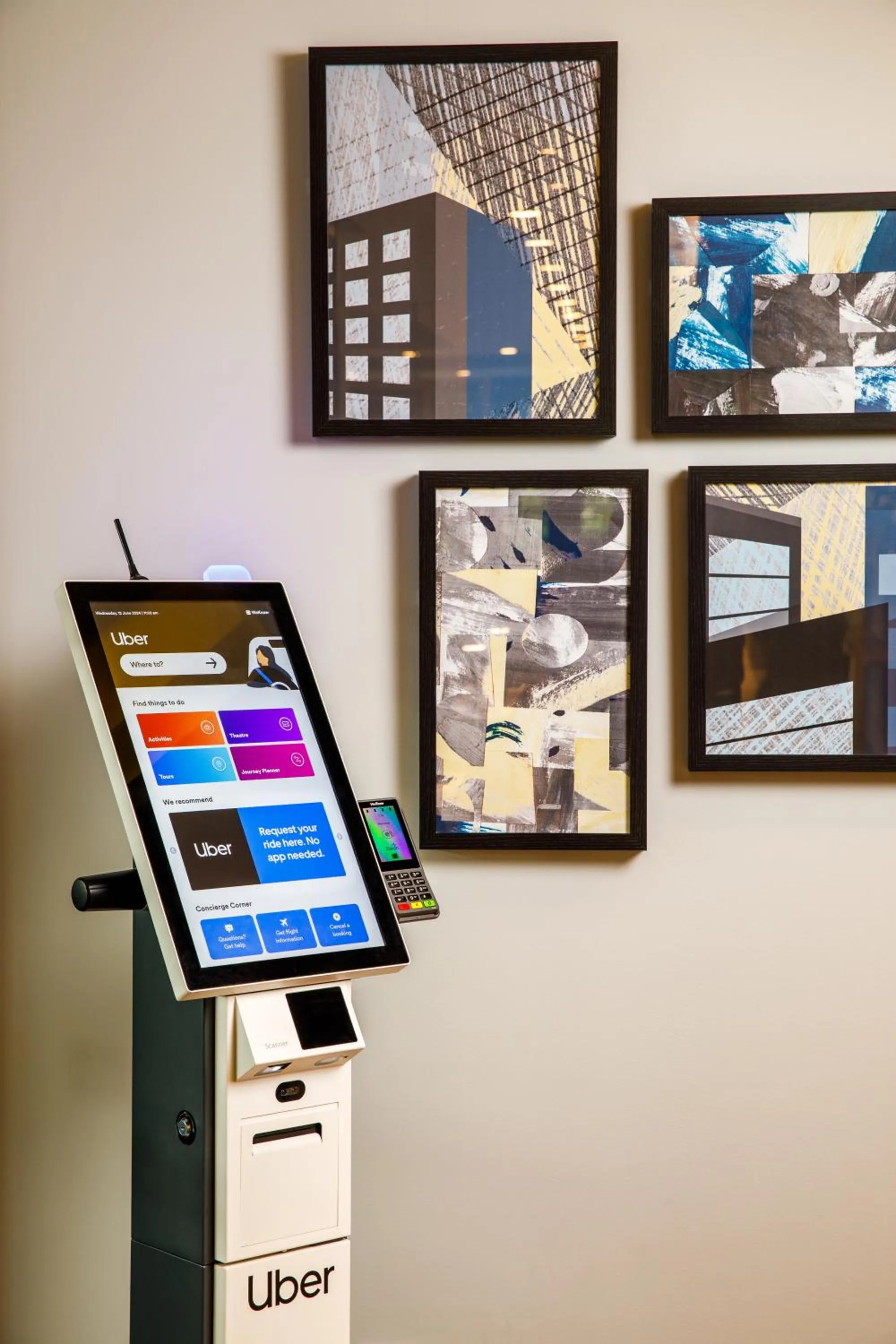 Lobby or reception in Holiday Inn Express London - ExCel by IHG