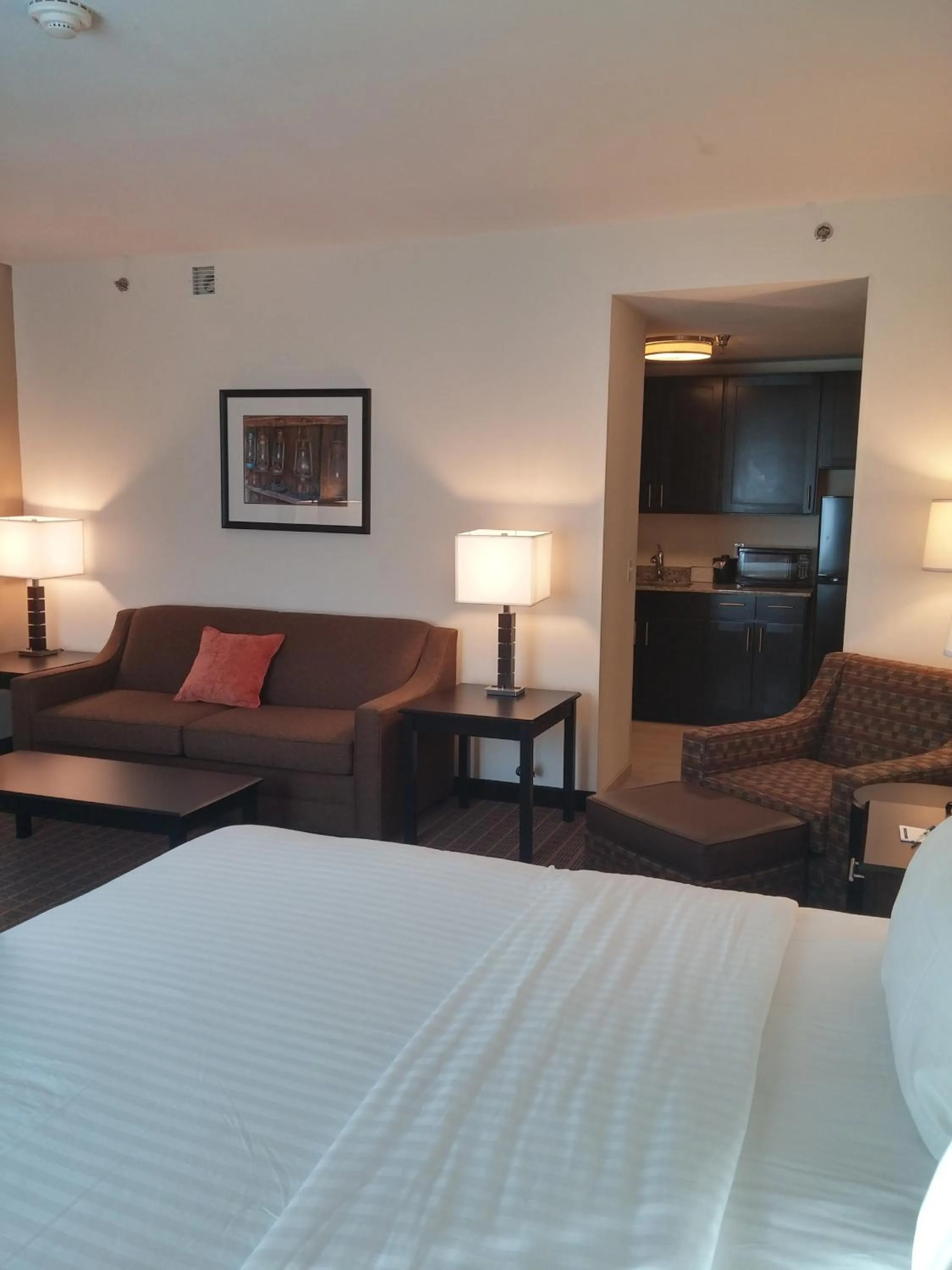 Photo of the whole room, Bed in Holiday Inn Express & Suites Golden by IHG