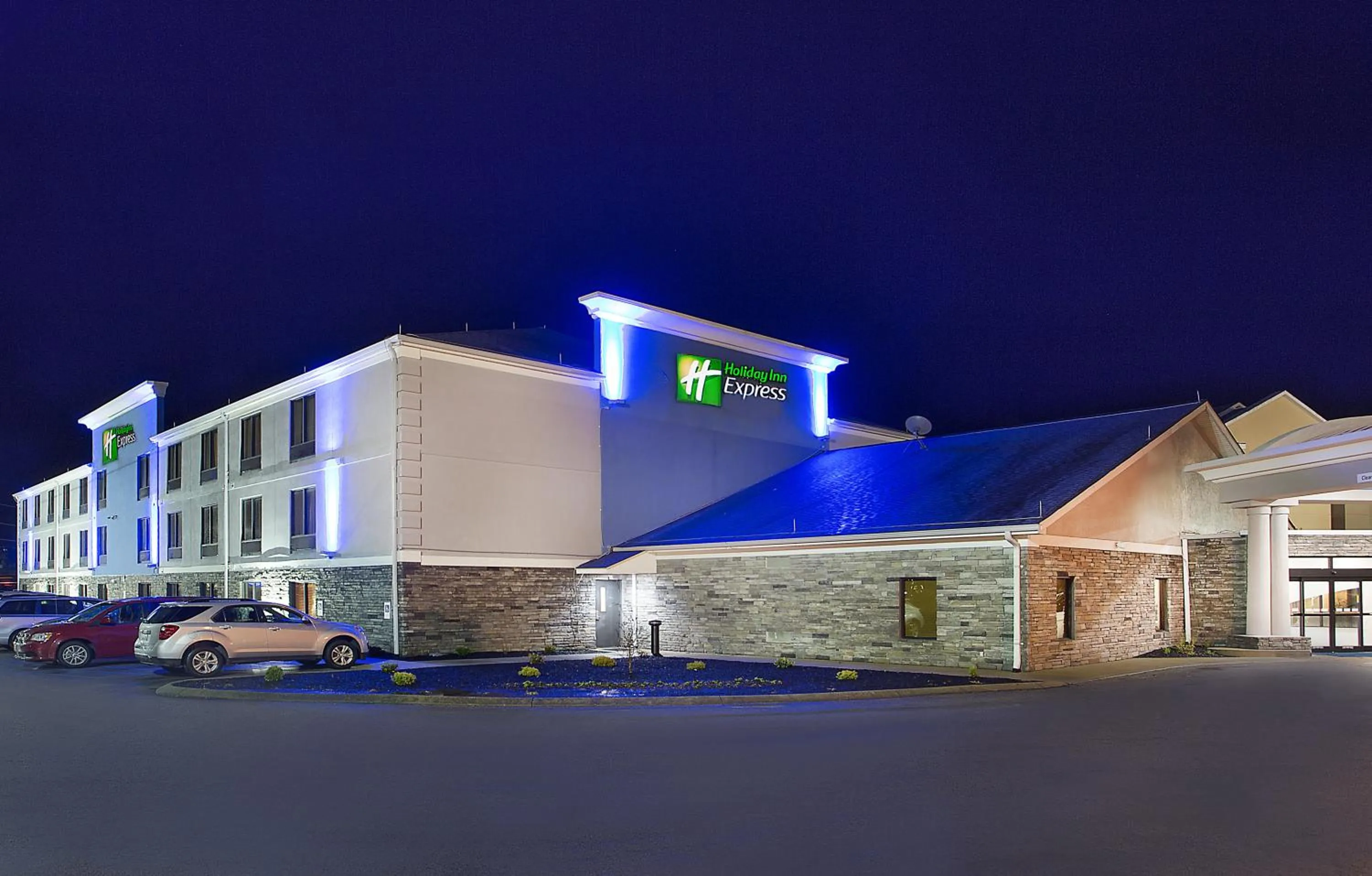 Property building in Holiday Inn Express Berea by IHG