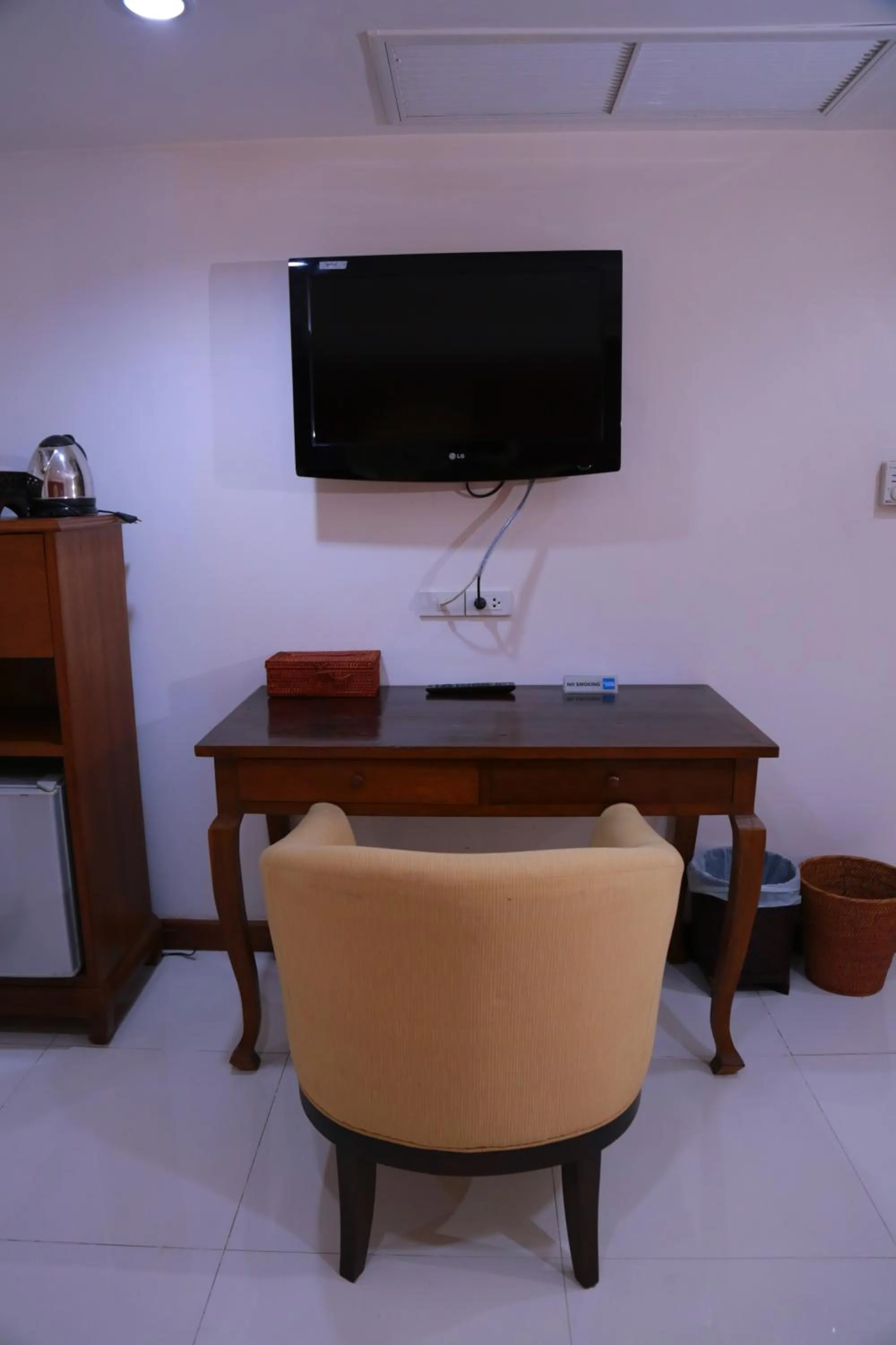 TV and multimedia in UPAR Hotels Silom
