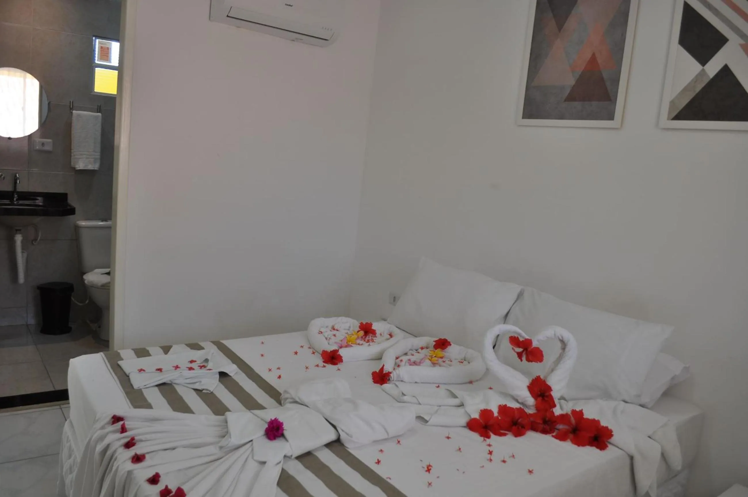 Bedroom, Bed in Pousada Joia Rara