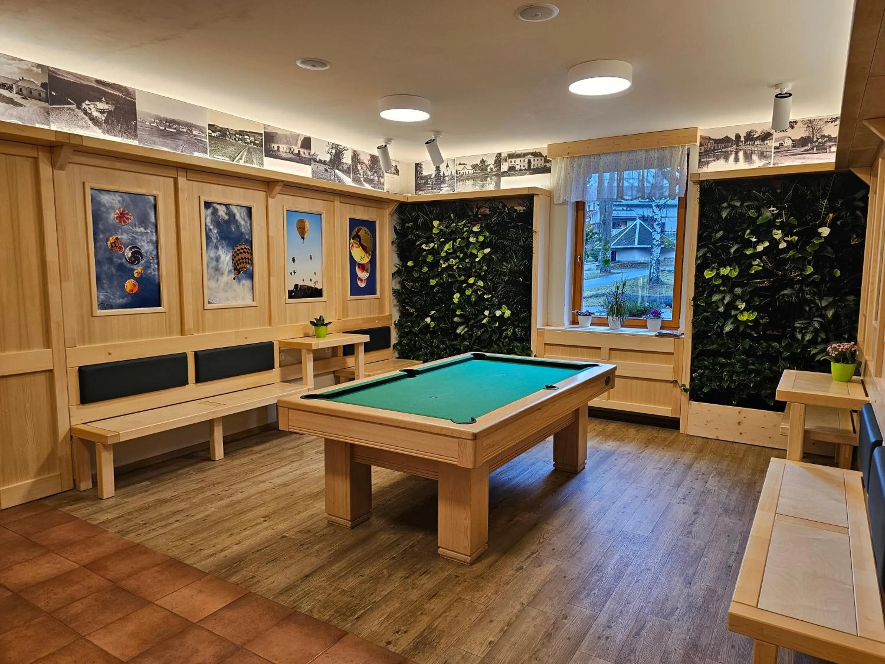 Balónový hotel a pivovar Radešín