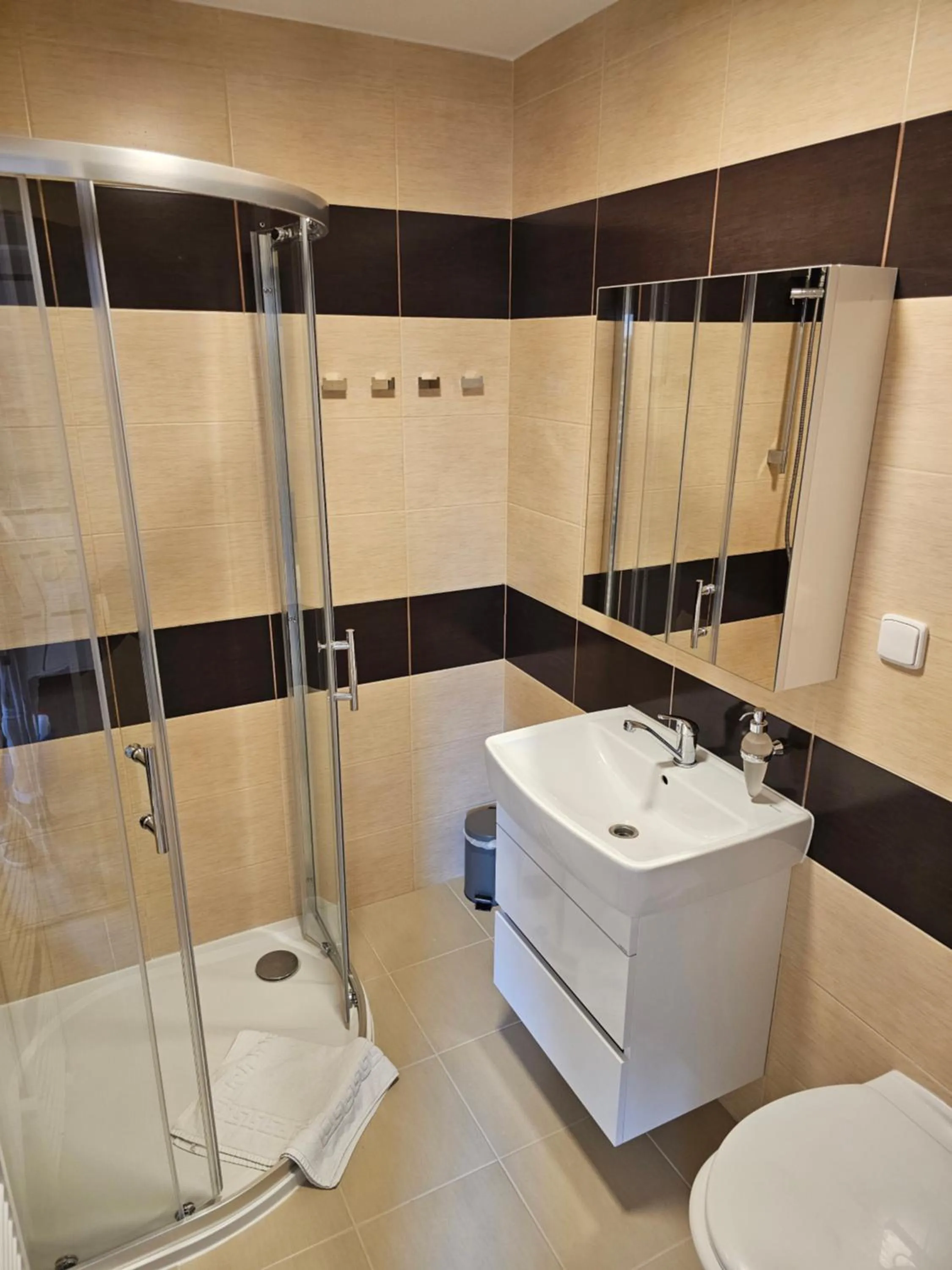 Balónový hotel a pivovar Radešín