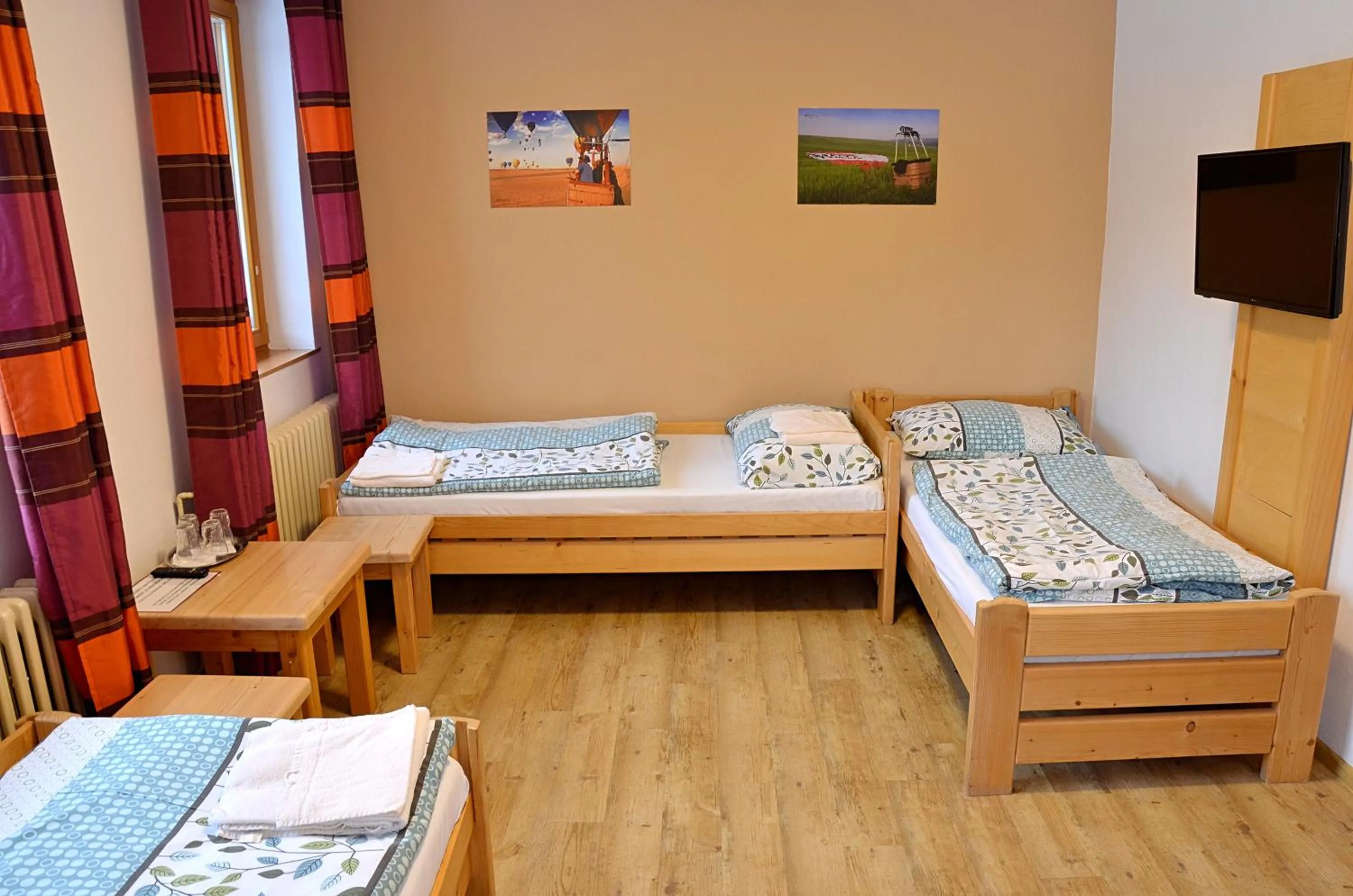 Bedroom, Bed in Balónový hotel a pivovar Radešín