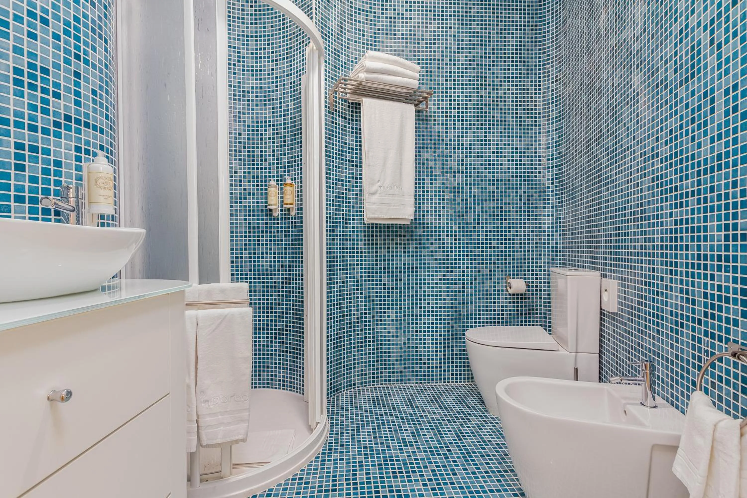 Bathroom in In Porto Gallery Guesthouse