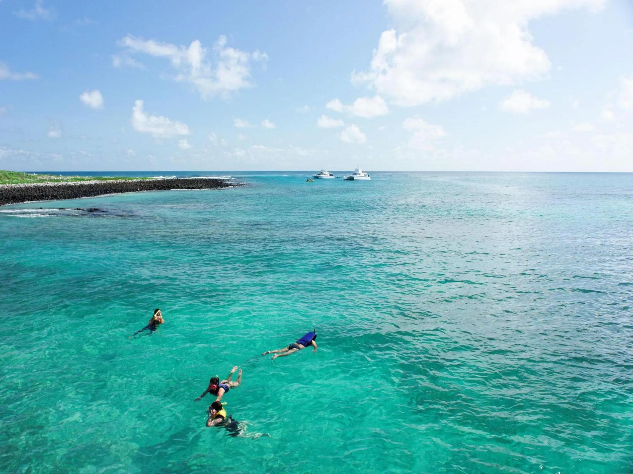 Snorkeling in Pousada Casa de Maria