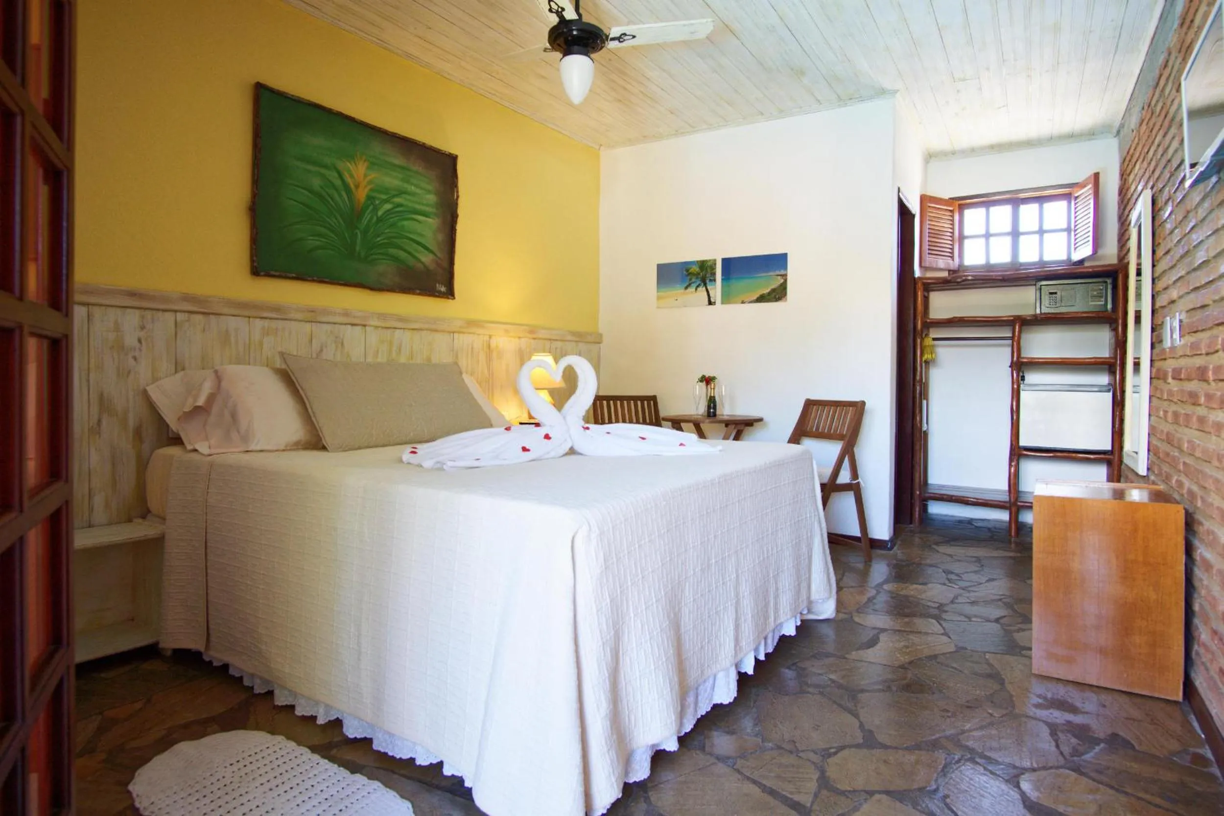 Photo of the whole room, Bed in Pousada Casa de Maria