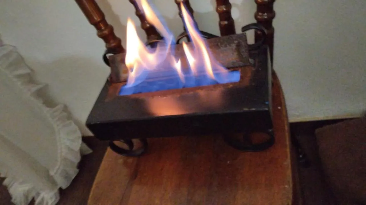 fireplace in Pousada Cantinho da Mi & Teco