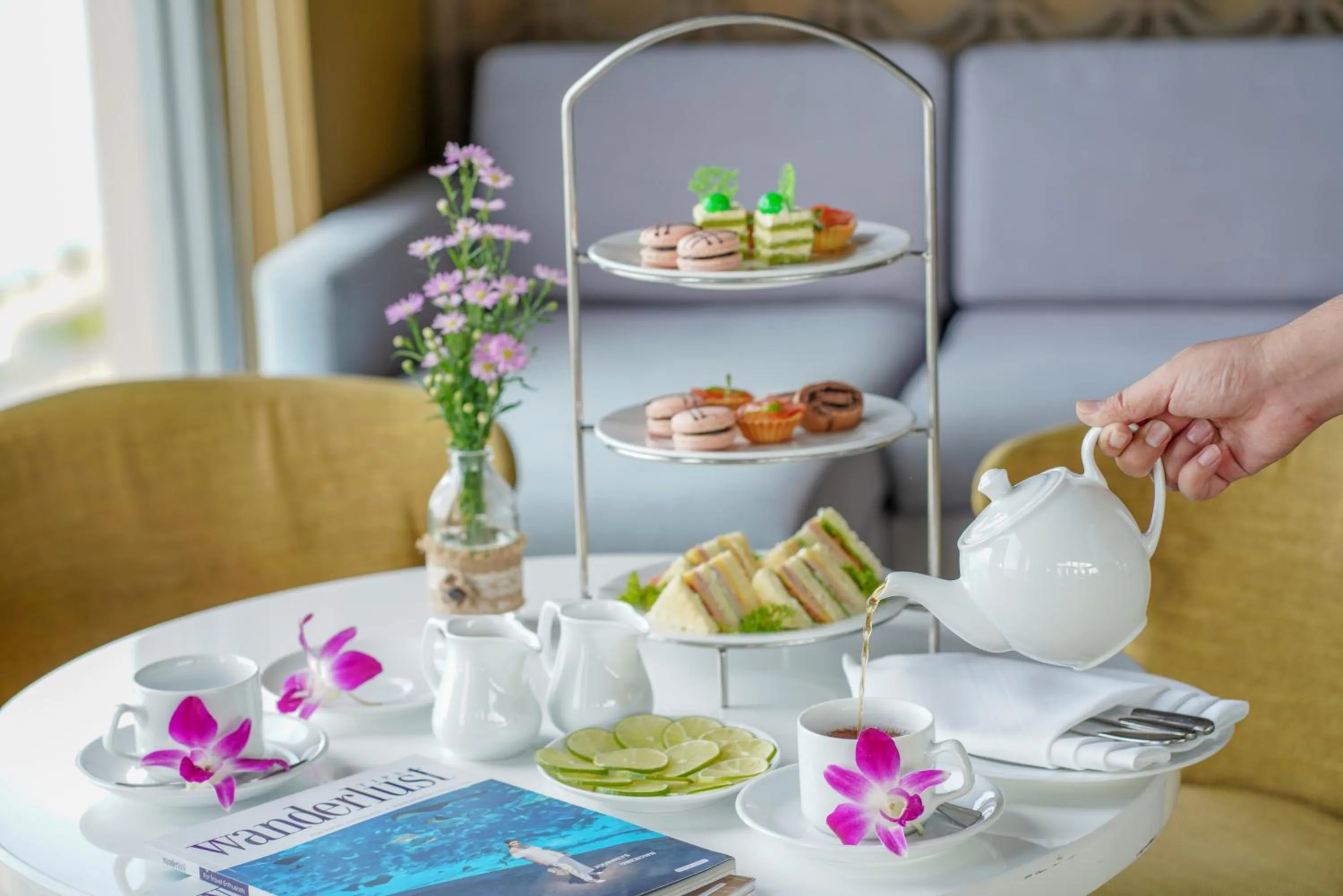 Food and drinks in Vanda Hotel