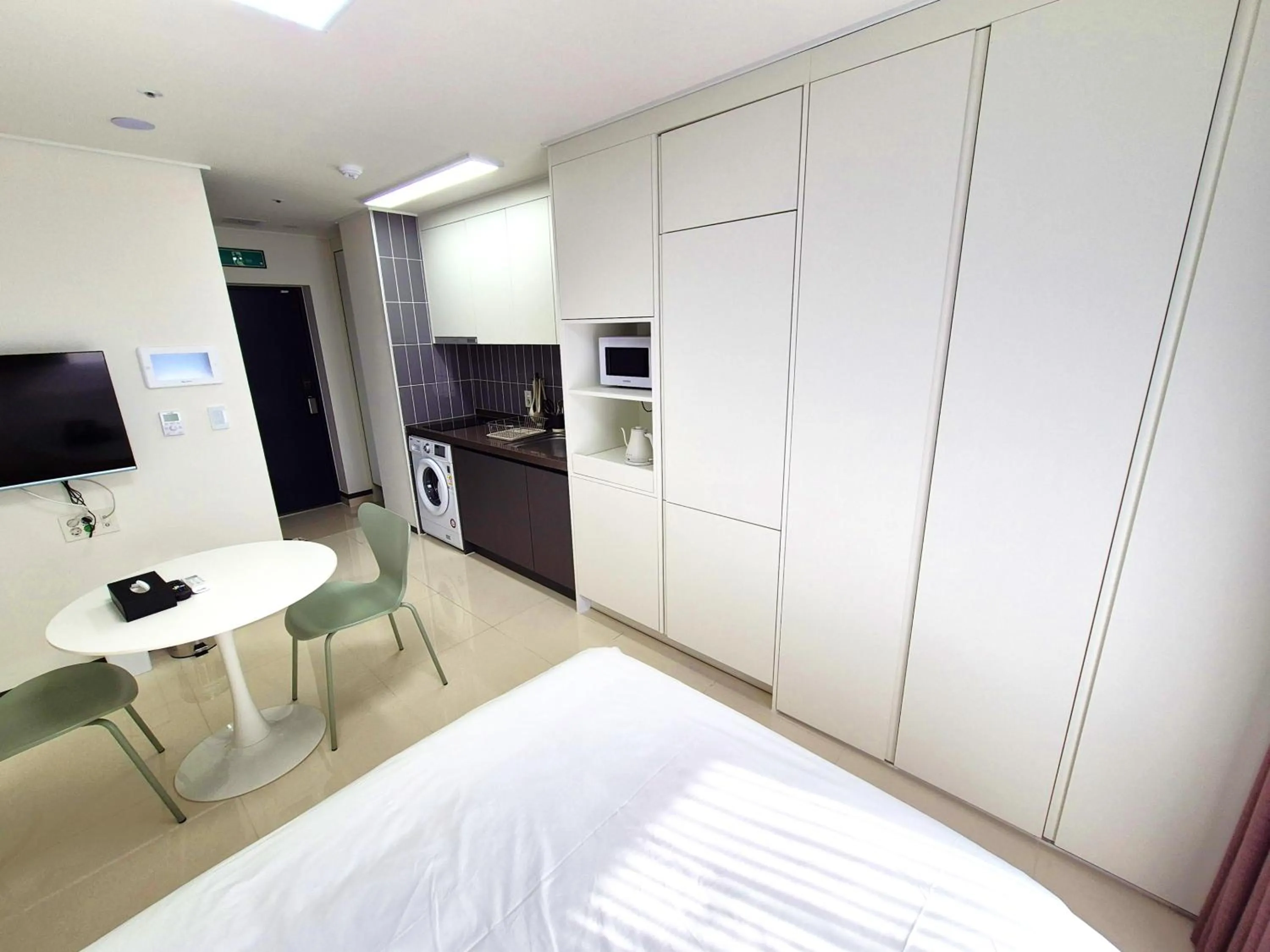 Bed in W Stay Hotel Busan City Hall