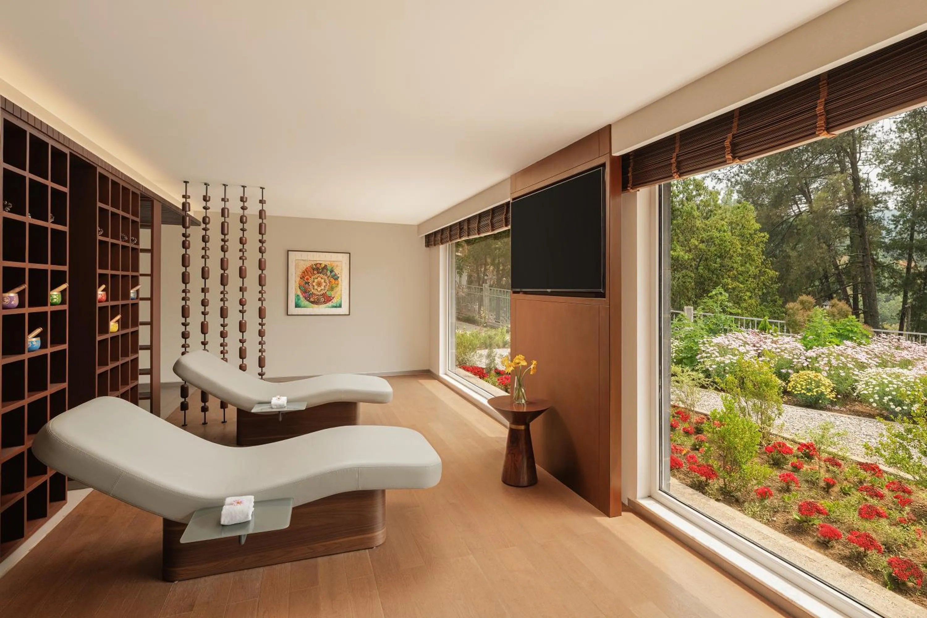 Spa and wellness centre/facilities in Naukuchia House, Naukuchiatal - IHCL SeleQtions