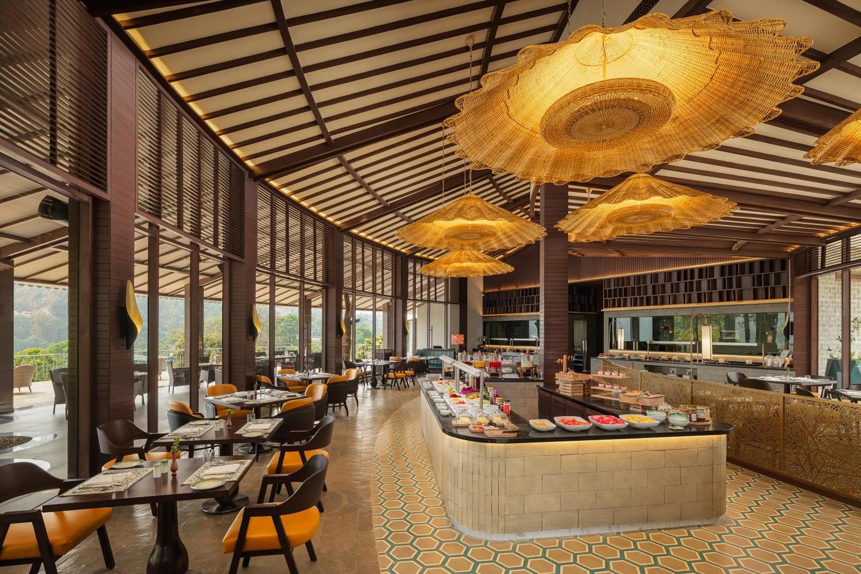 Restaurant/places to eat in Naukuchia House, Naukuchiatal - IHCL SeleQtions