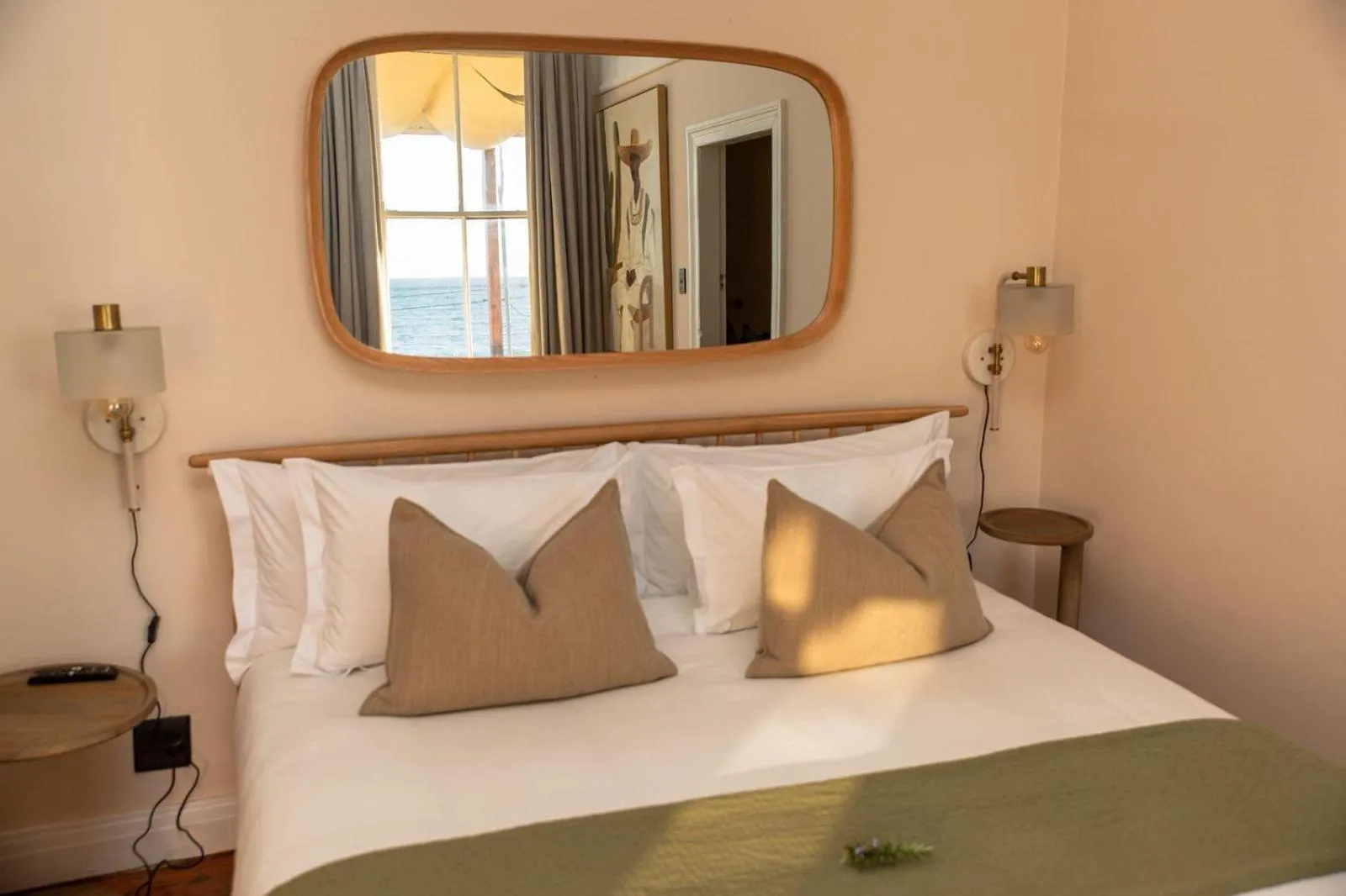 Bed in Stoep By Ideas Cartel