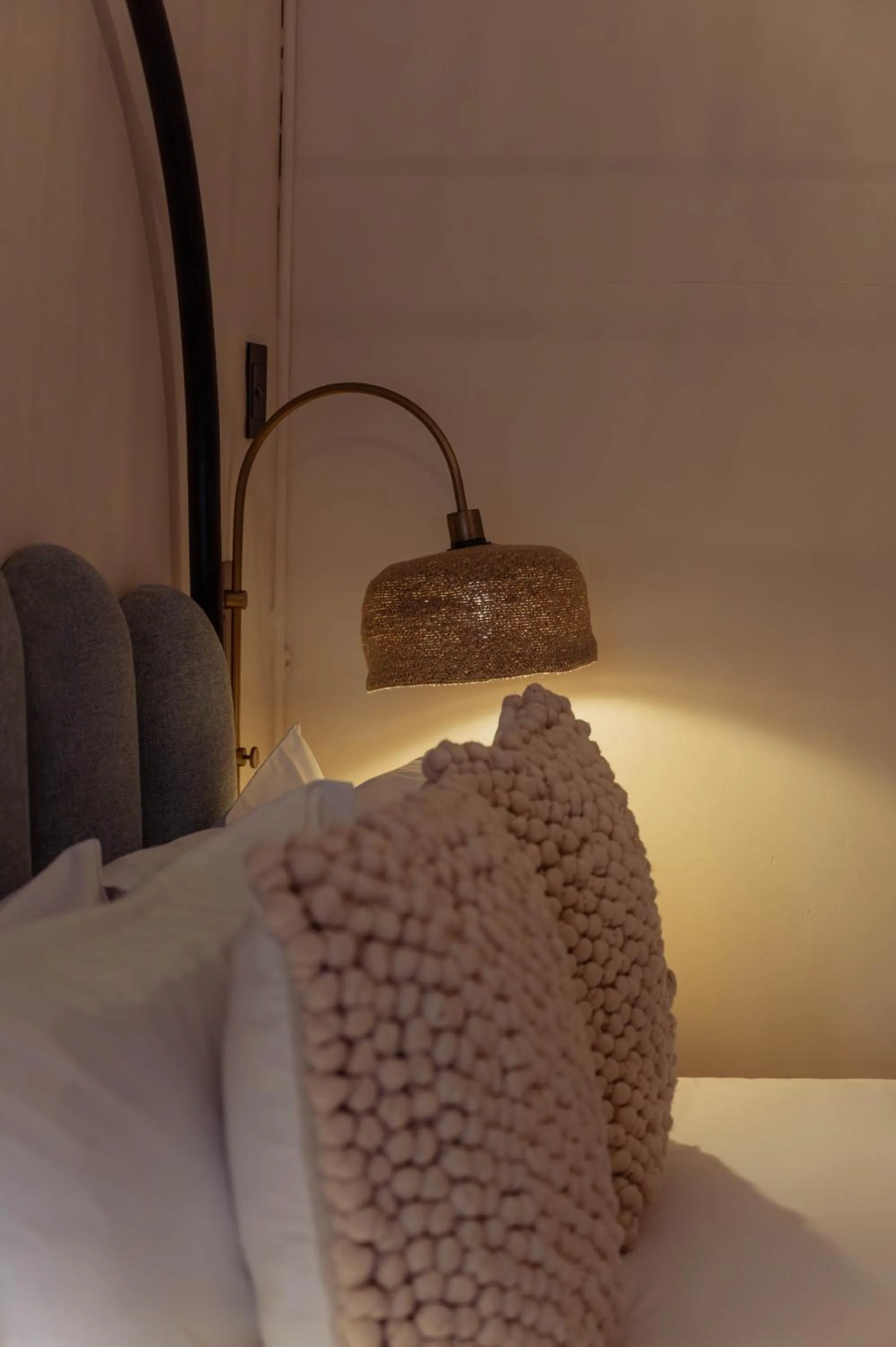 Bed in Stoep By Ideas Cartel