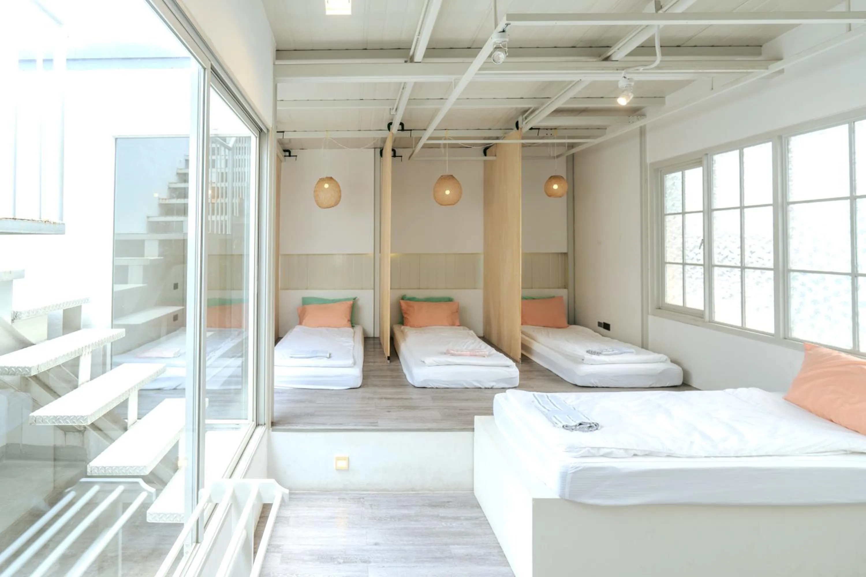 Bed in The Local Khaosan Bangkok Hotel