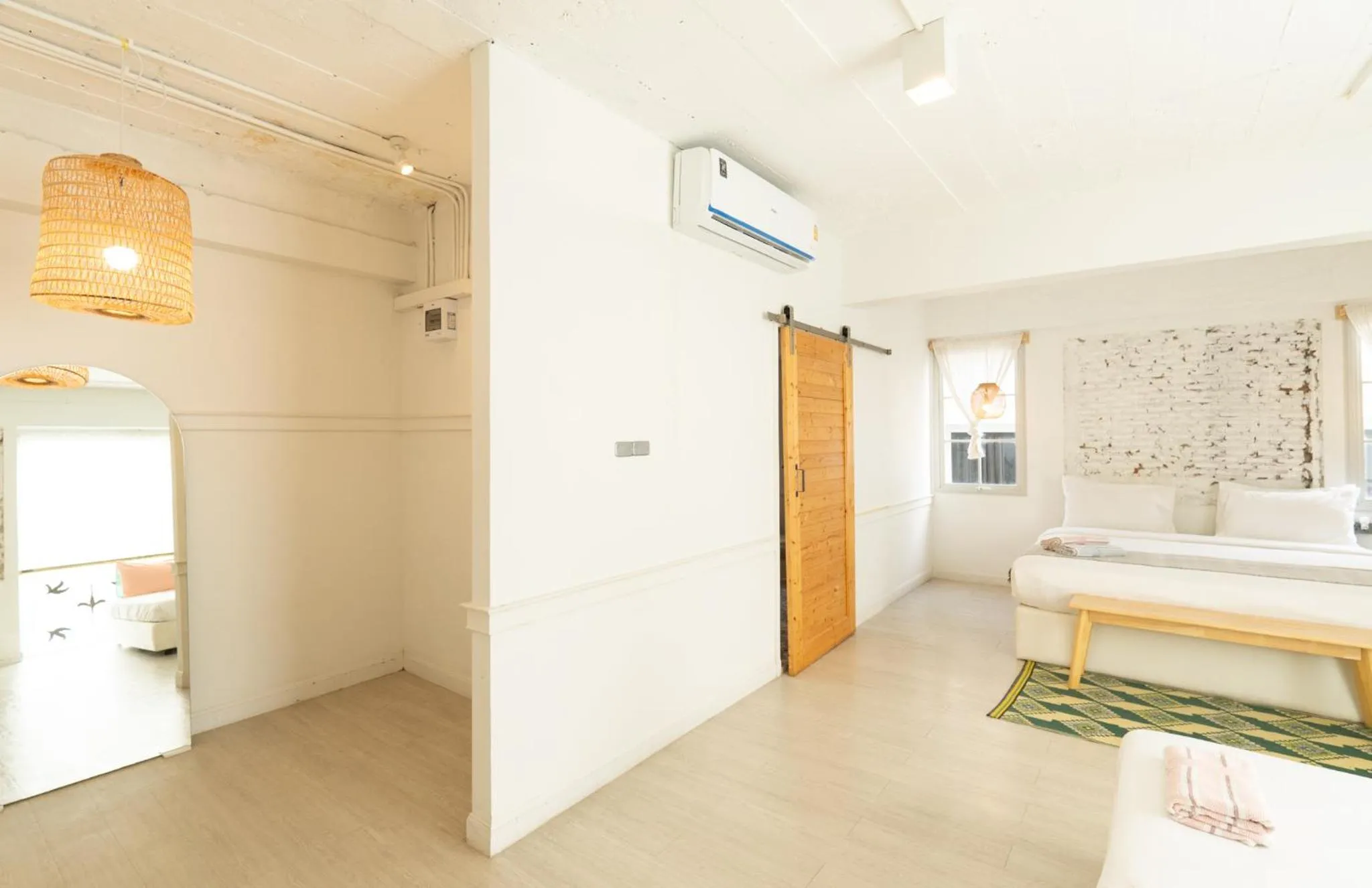 Bed in The Local Khaosan Bangkok Hotel