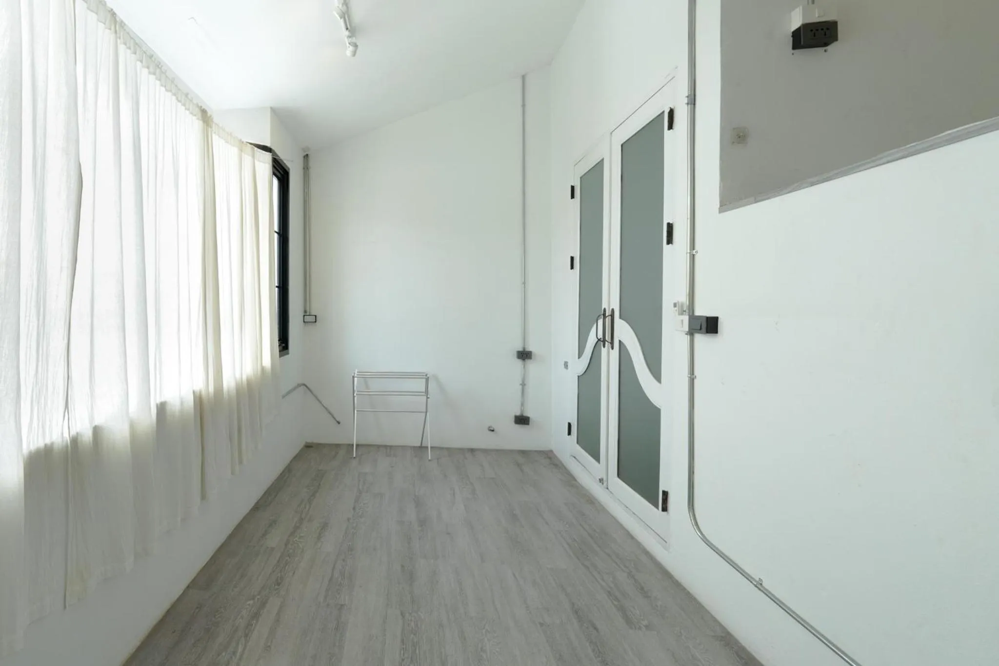 The Local Khaosan Bangkok Hotel