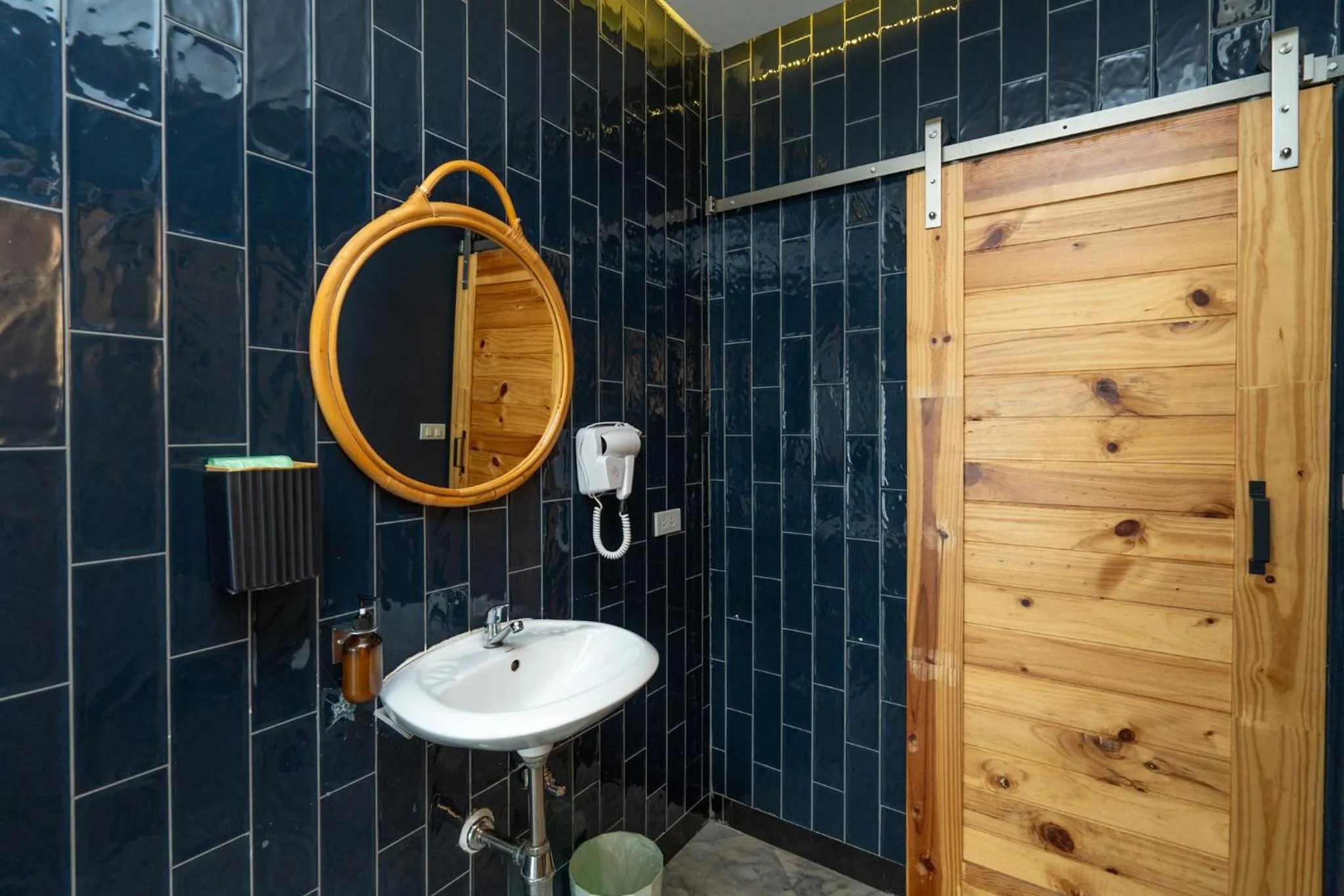 The Local Khaosan Bangkok Hotel