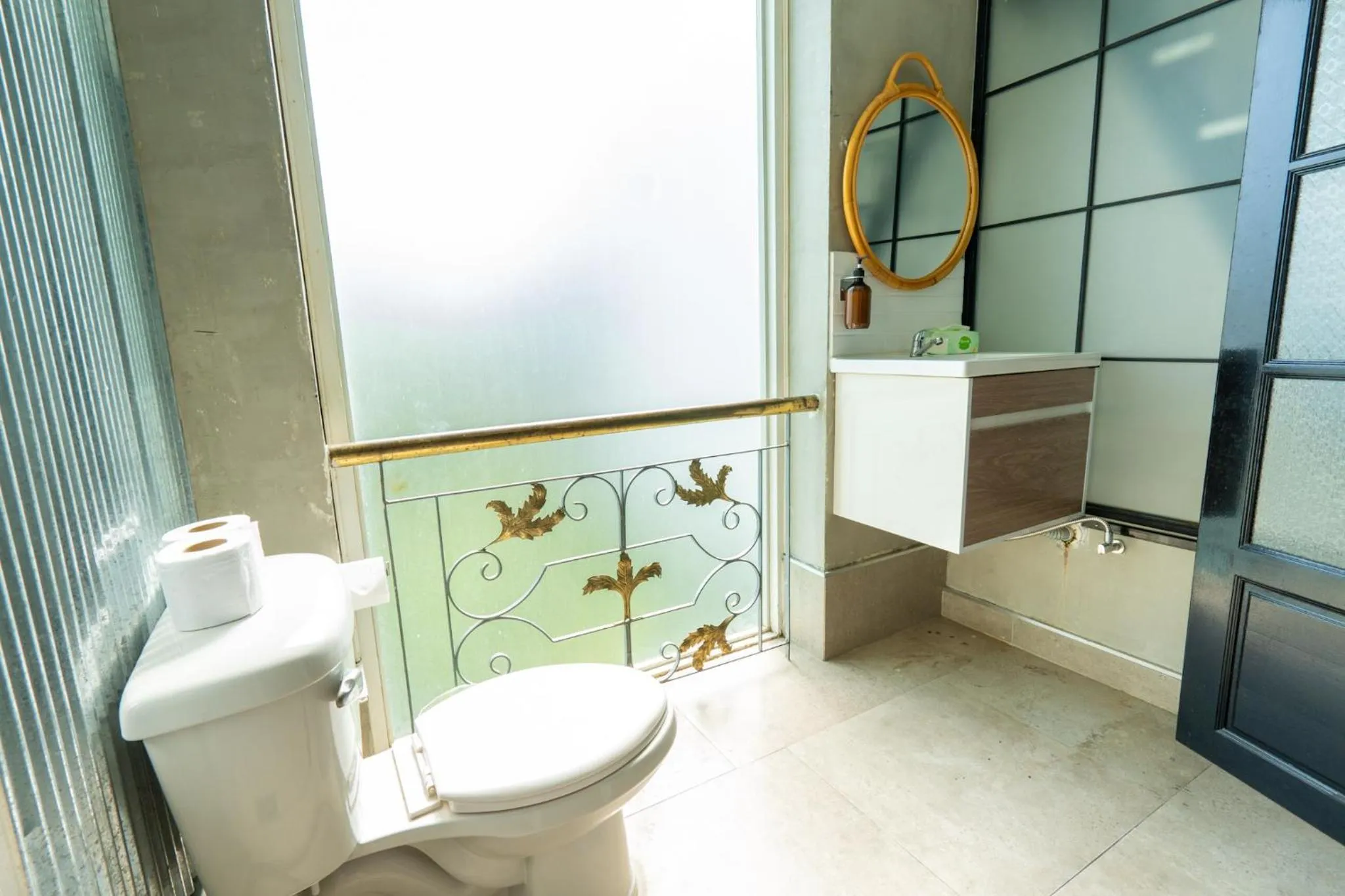 The Local Khaosan Bangkok Hotel