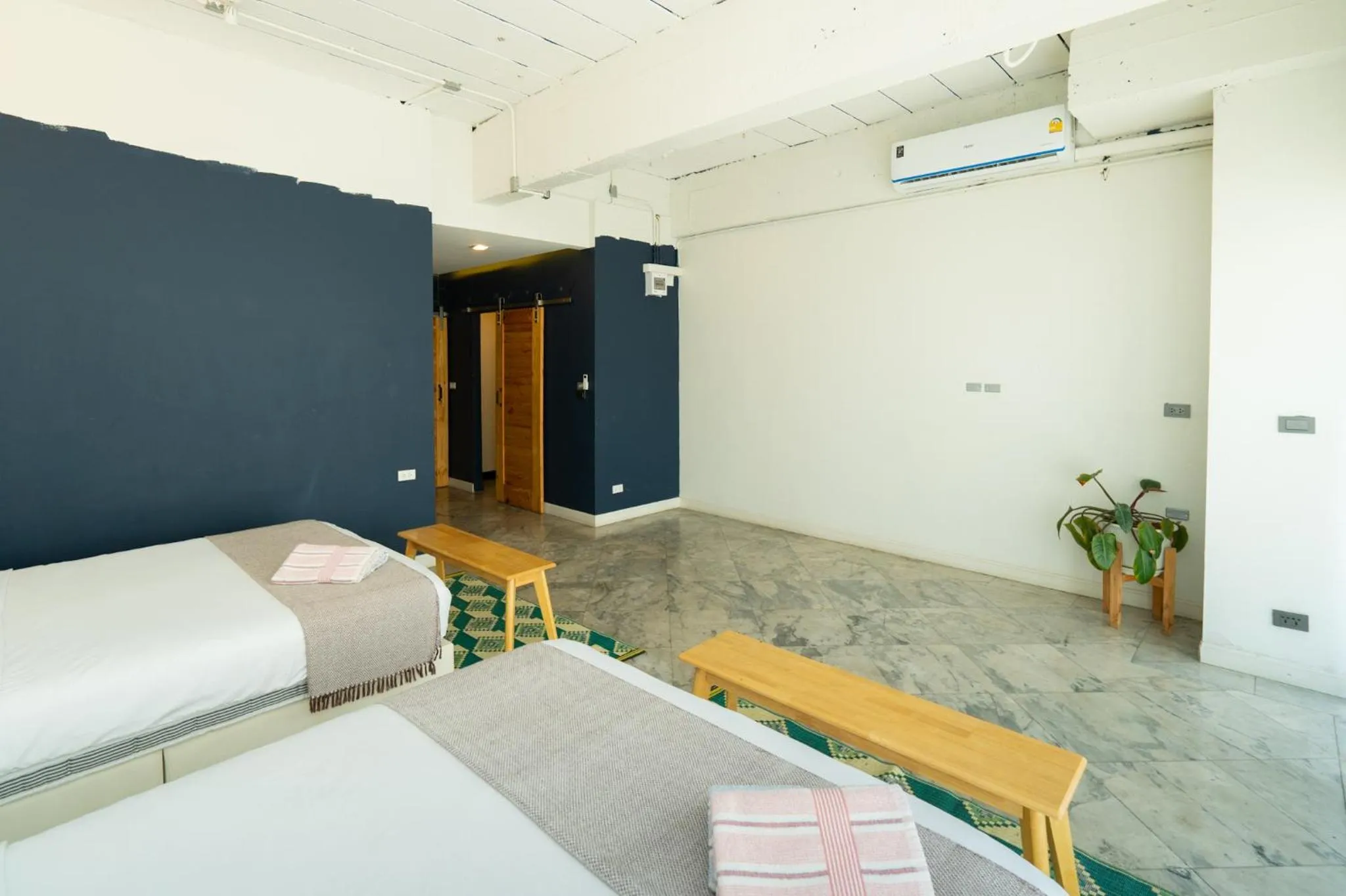 The Local Khaosan Bangkok Hotel