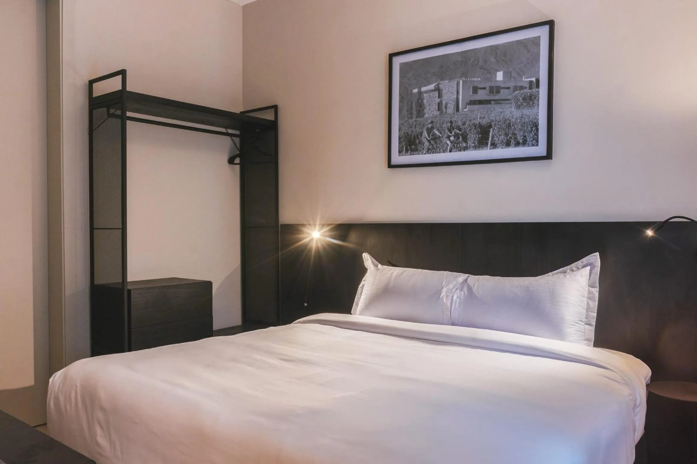 Bed in Main By Babel