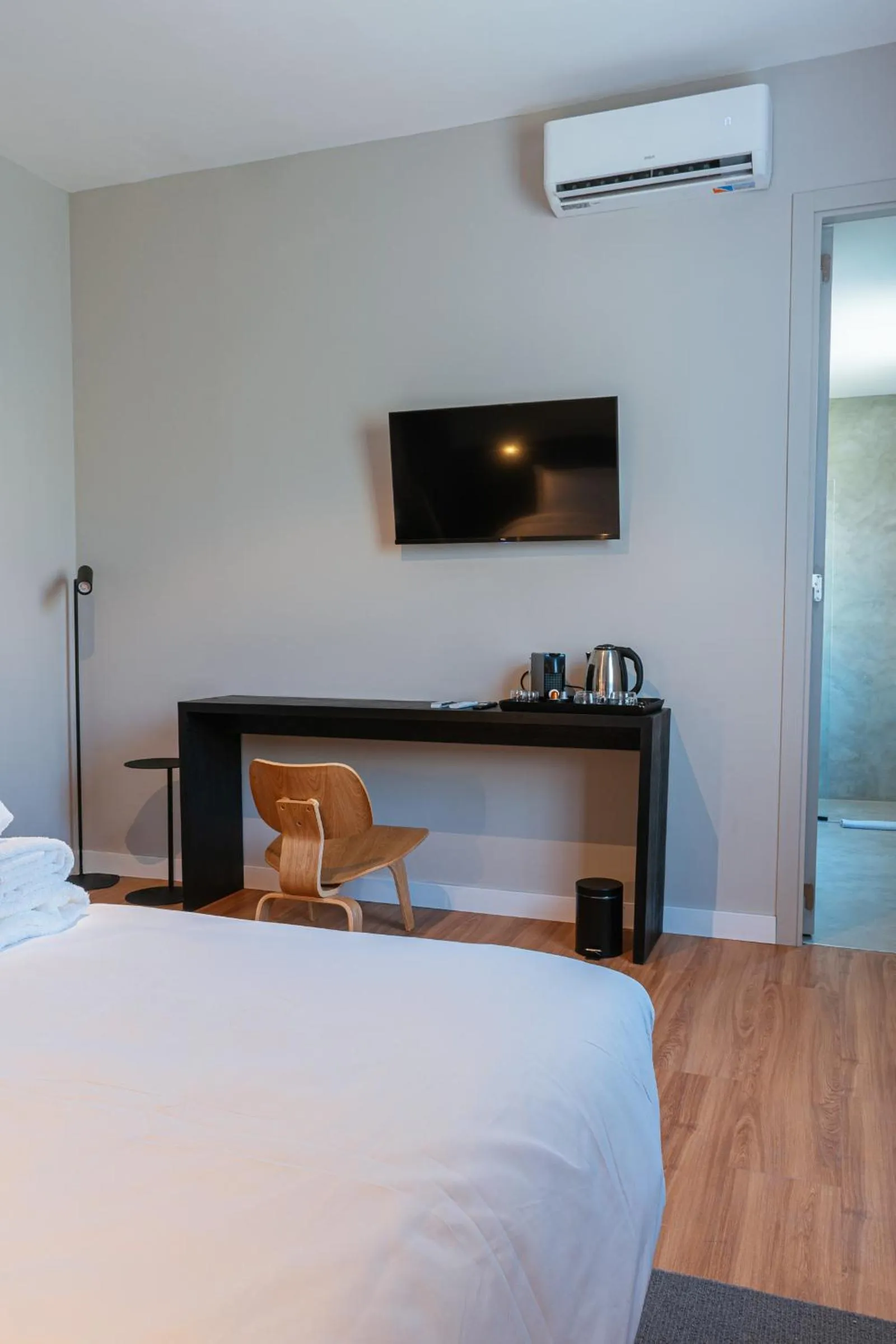 Bed in Main By Babel