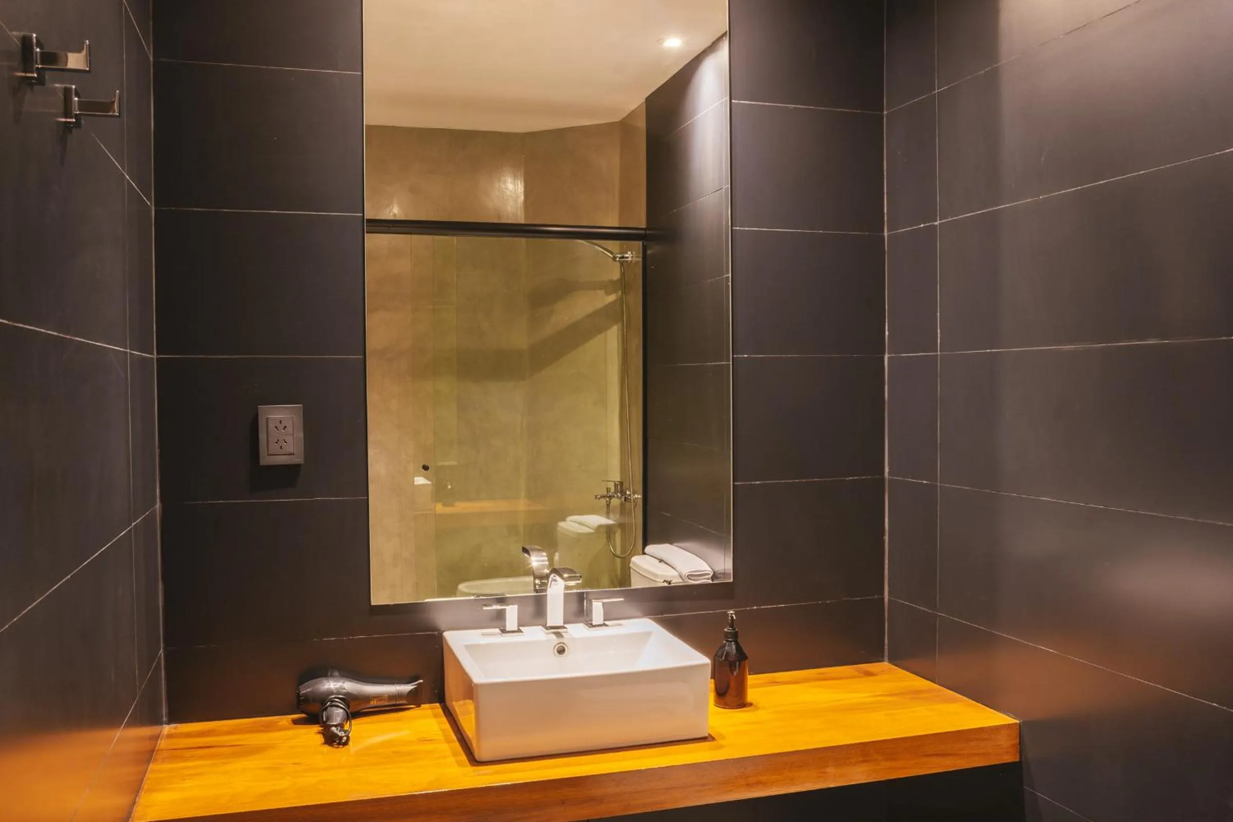 Bathroom in Main By Babel