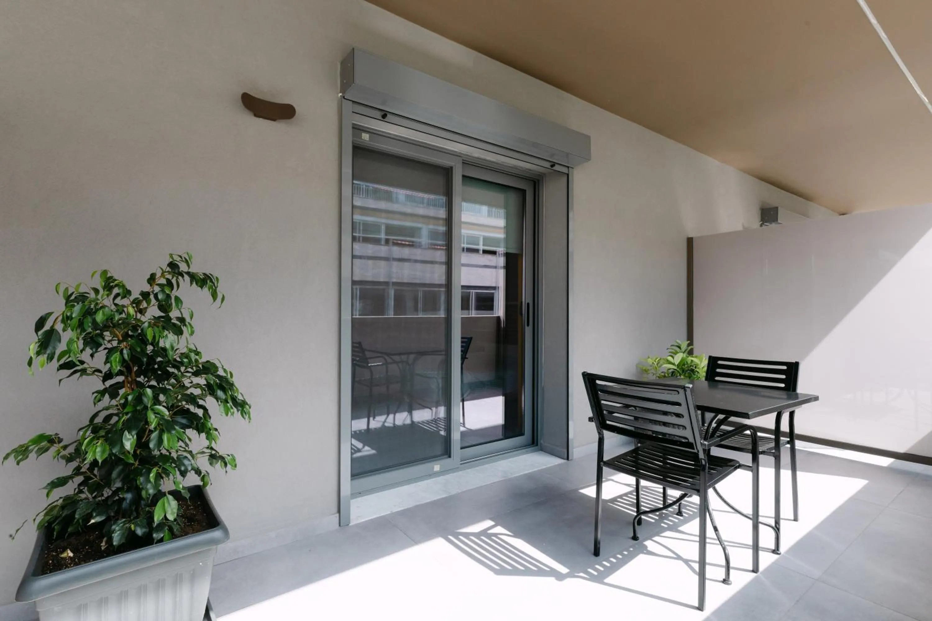 Balcony/Terrace in 11 Reasons Why Metaxourgeio