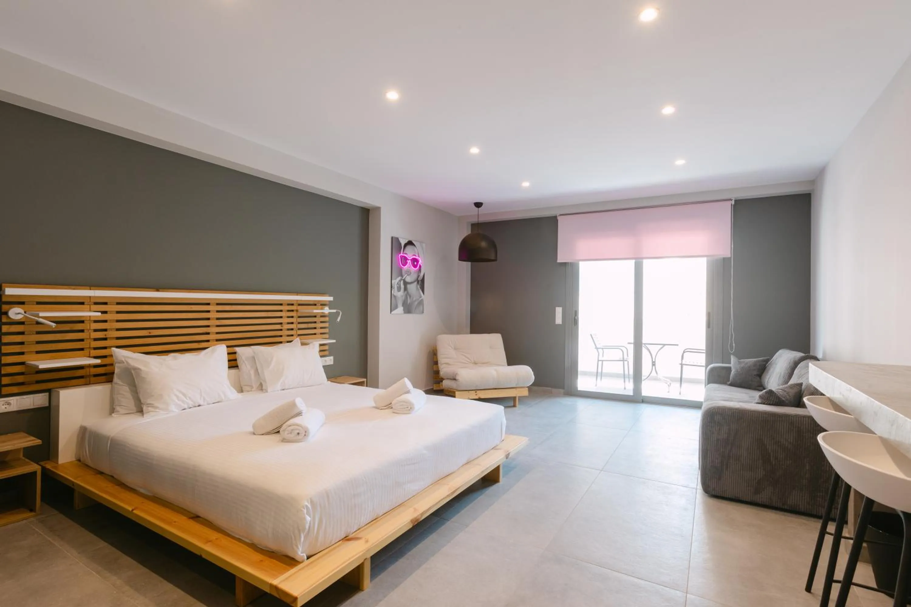 Bed in 11 Reasons Why Metaxourgeio