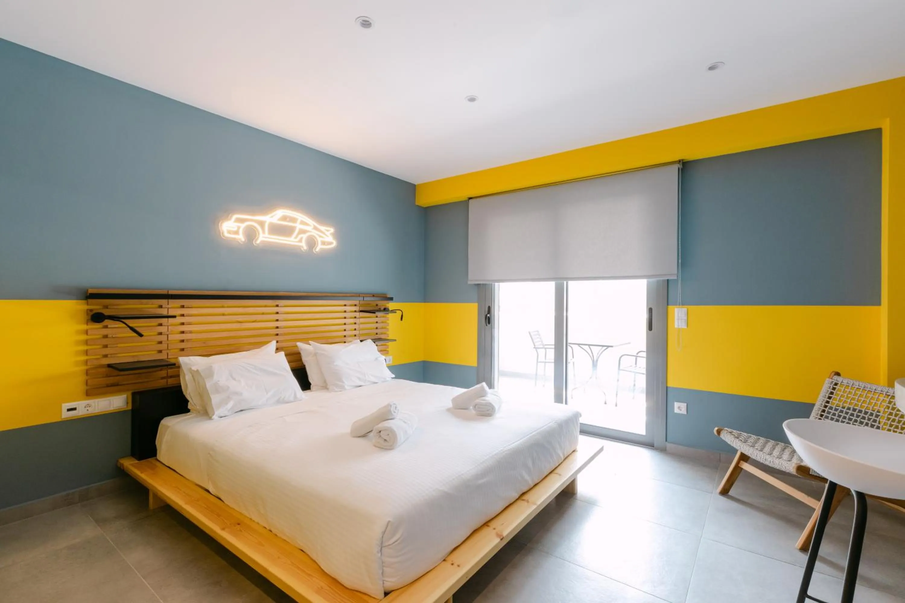 Photo of the whole room, Bed in 11 Reasons Why Metaxourgeio