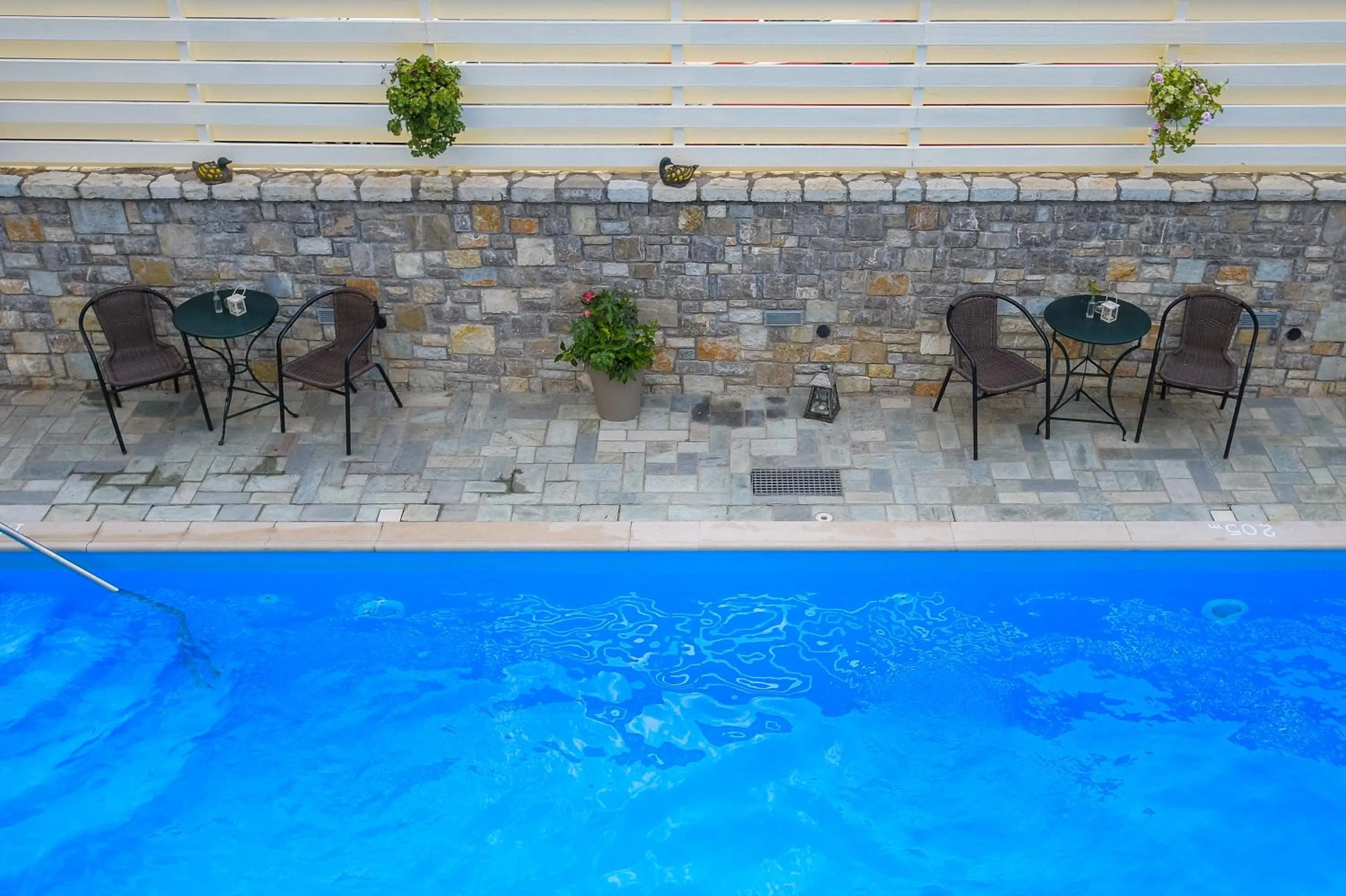 Swimming pool in Neda Hotel