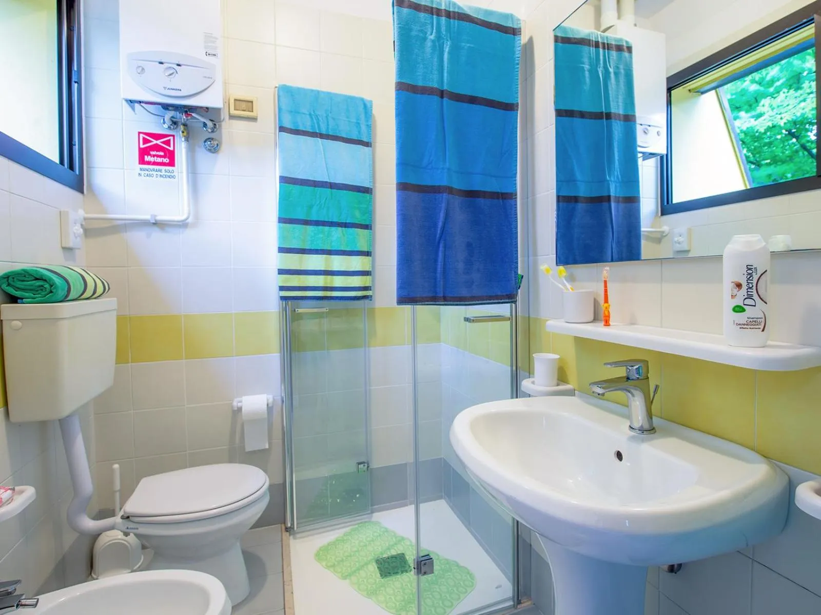 Bathroom in Portofelice Camping Village