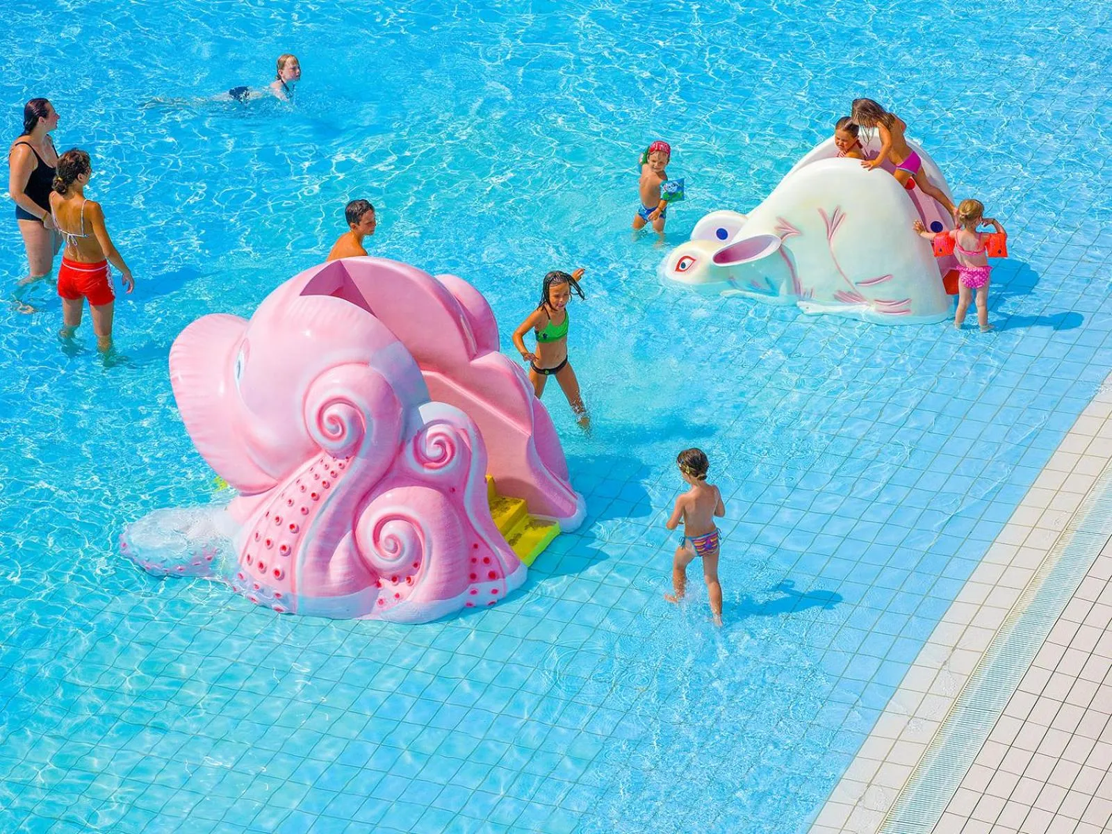 Swimming pool in Portofelice Camping Village