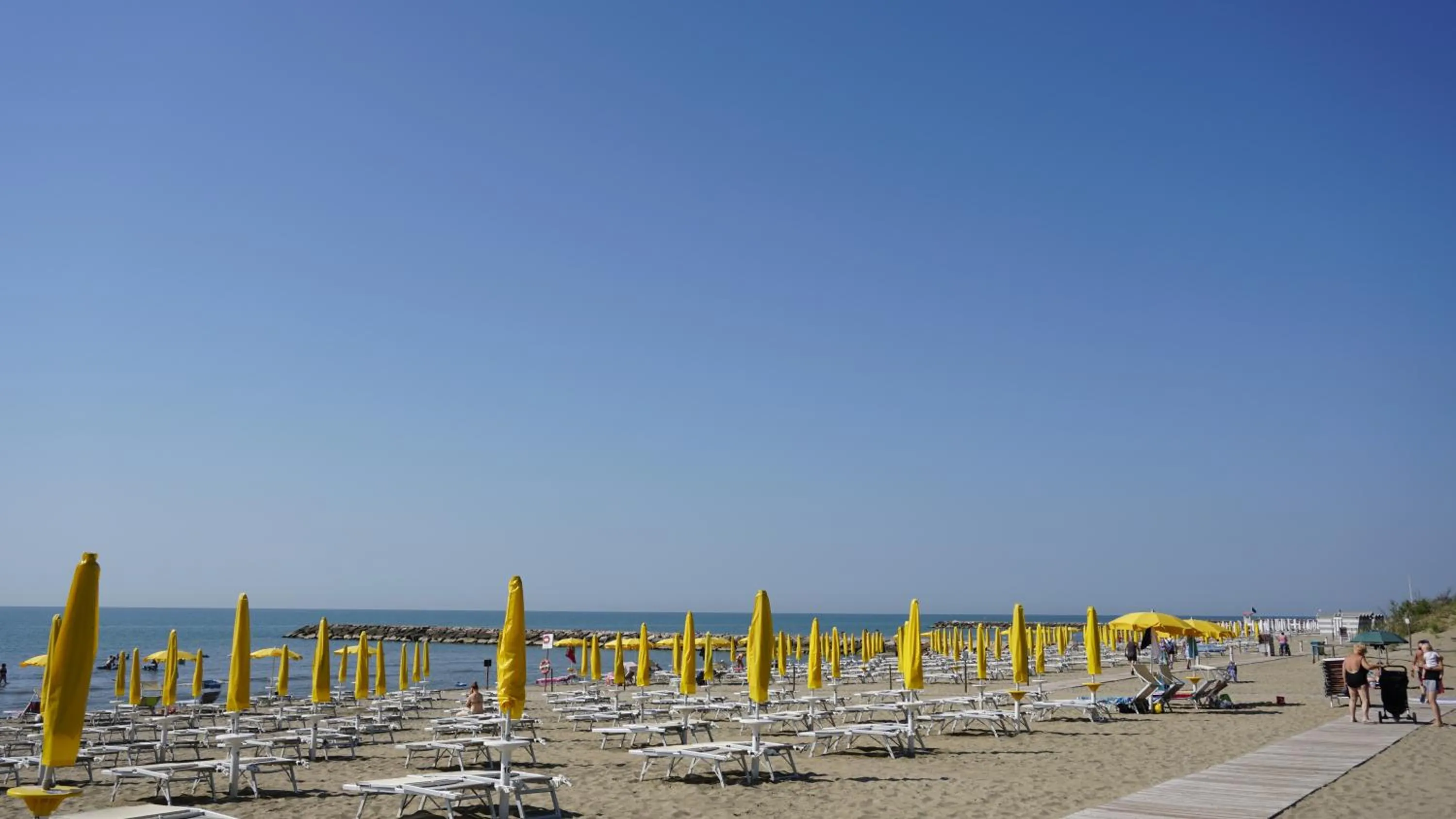 Beach in Portofelice Camping Village