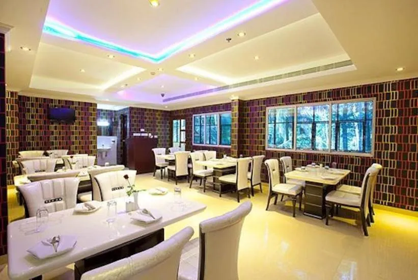 Restaurant/places to eat in Sreelakshmi Residency
