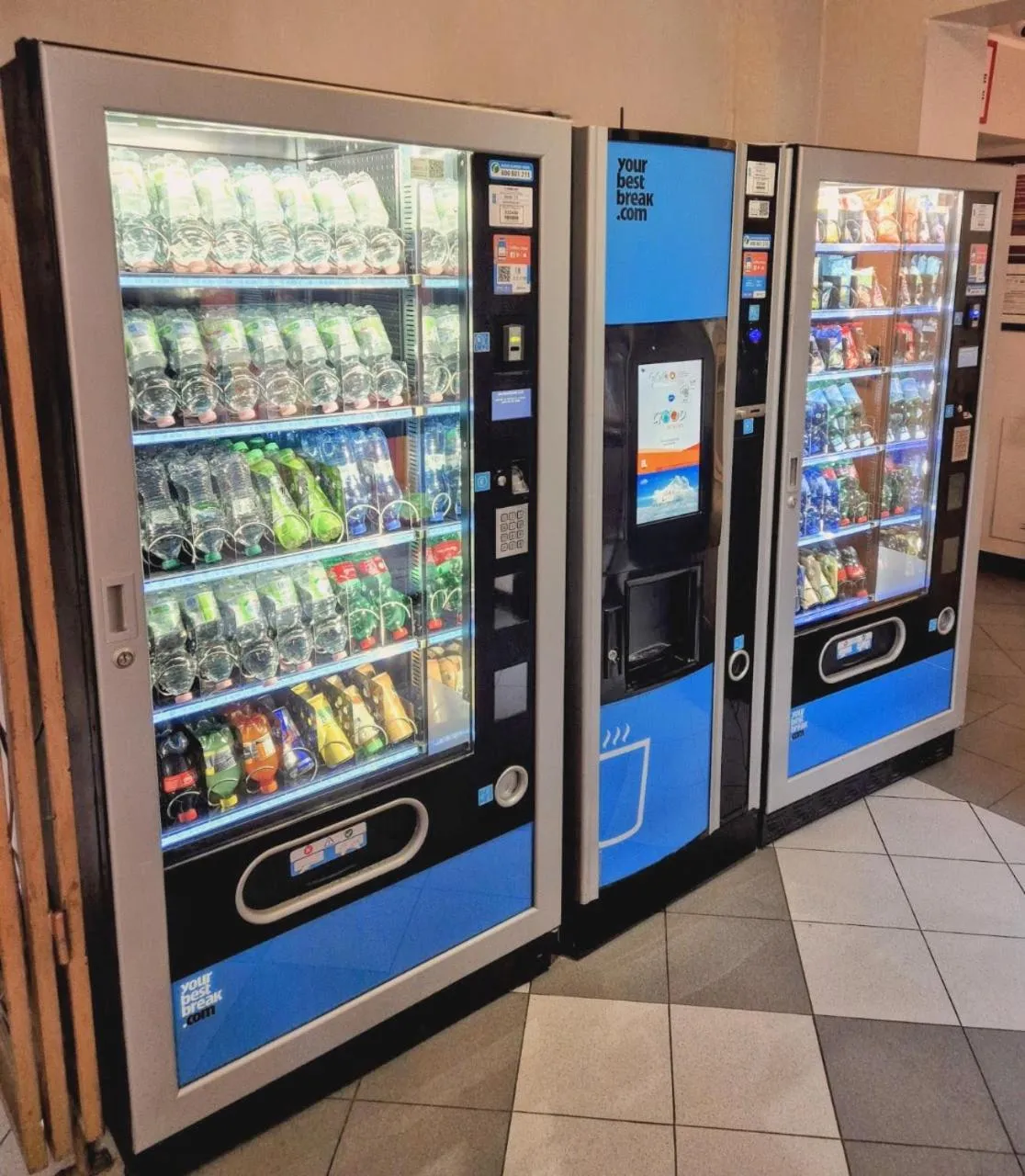 vending machine in Central Hostel BG