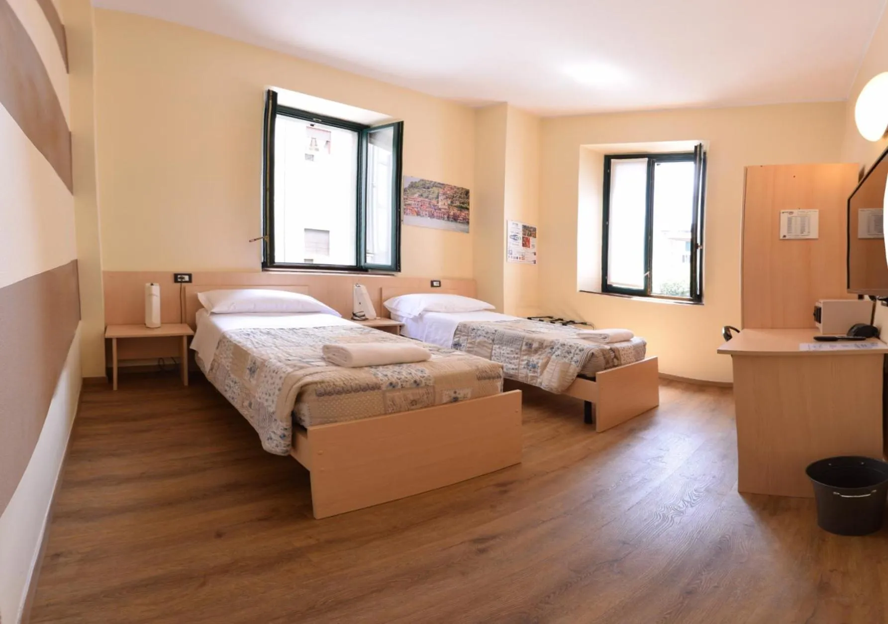 Photo of the whole room, Bed in Central Hostel BG