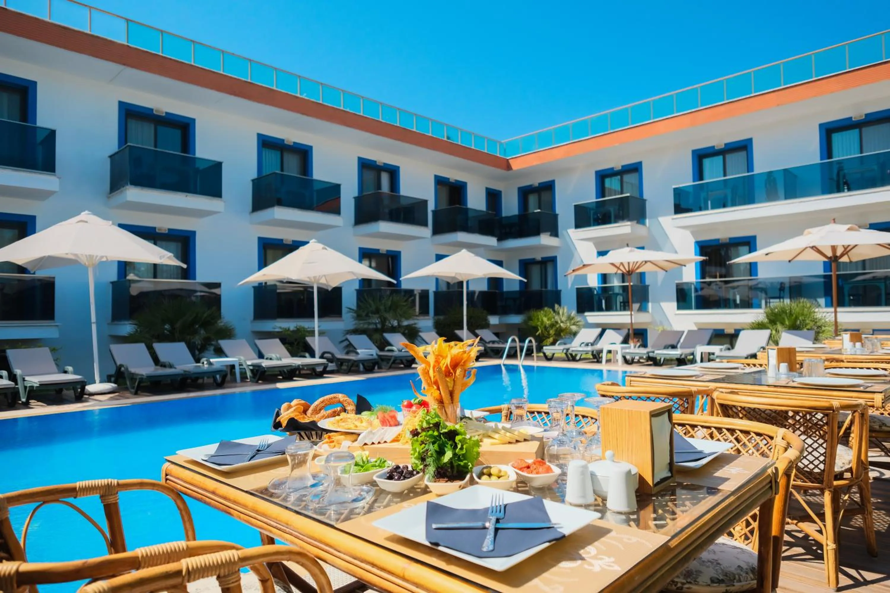 Restaurant/places to eat in Çınar Butik Hotel Bodrum