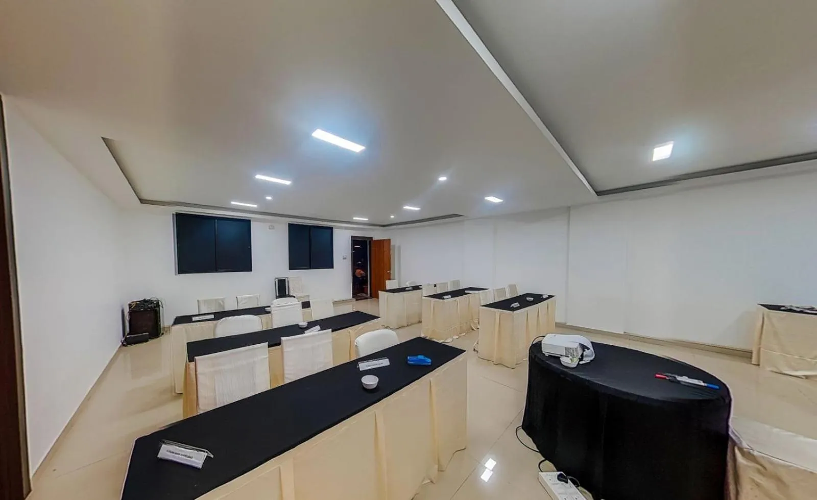 Meeting/conference room in Le Tranquil Resort