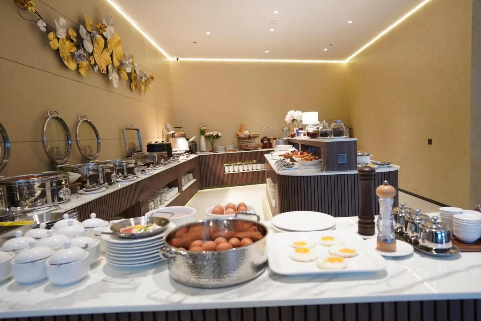 Buffet breakfast in Viewpoint Khaoyai Hotel