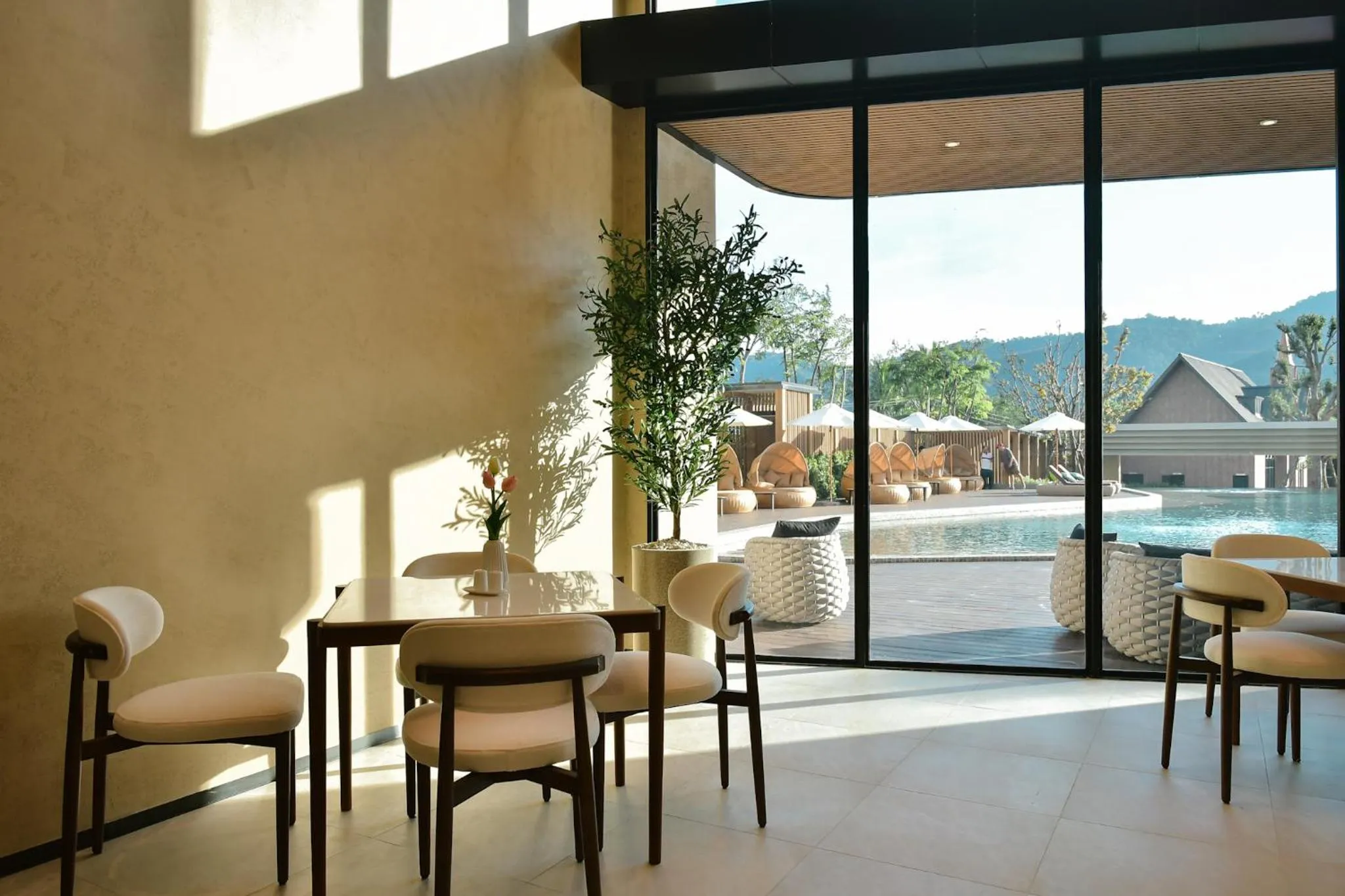 Dining area in Viewpoint Khaoyai Hotel