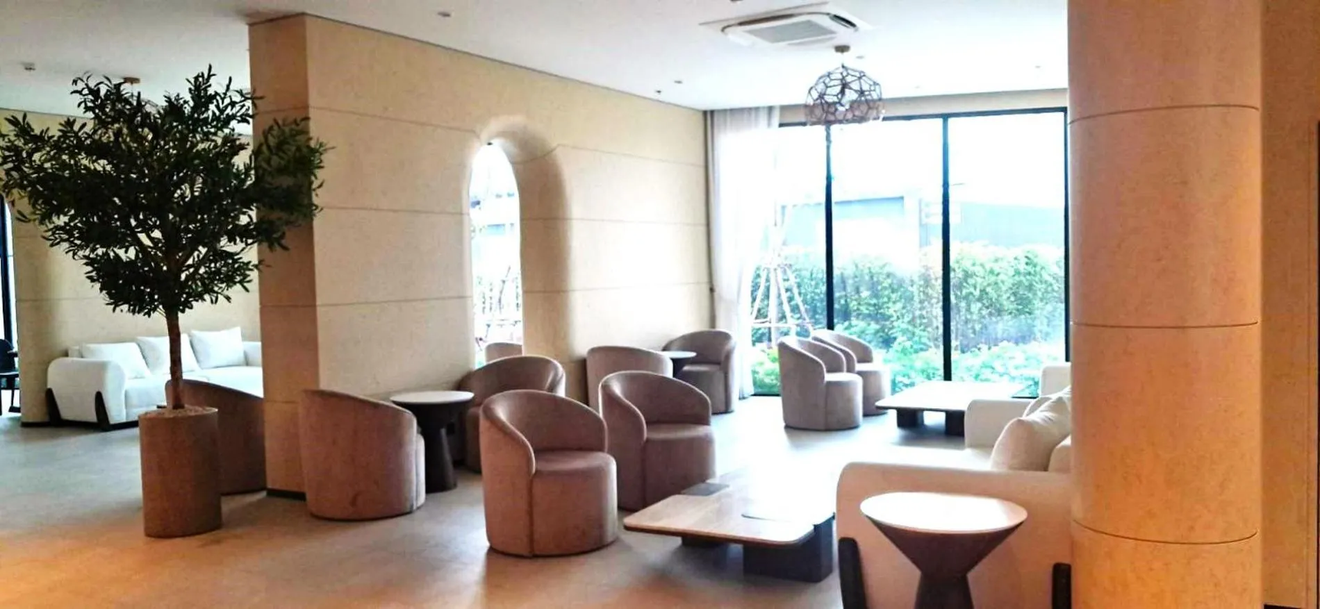 Lobby or reception in Viewpoint Khaoyai Hotel