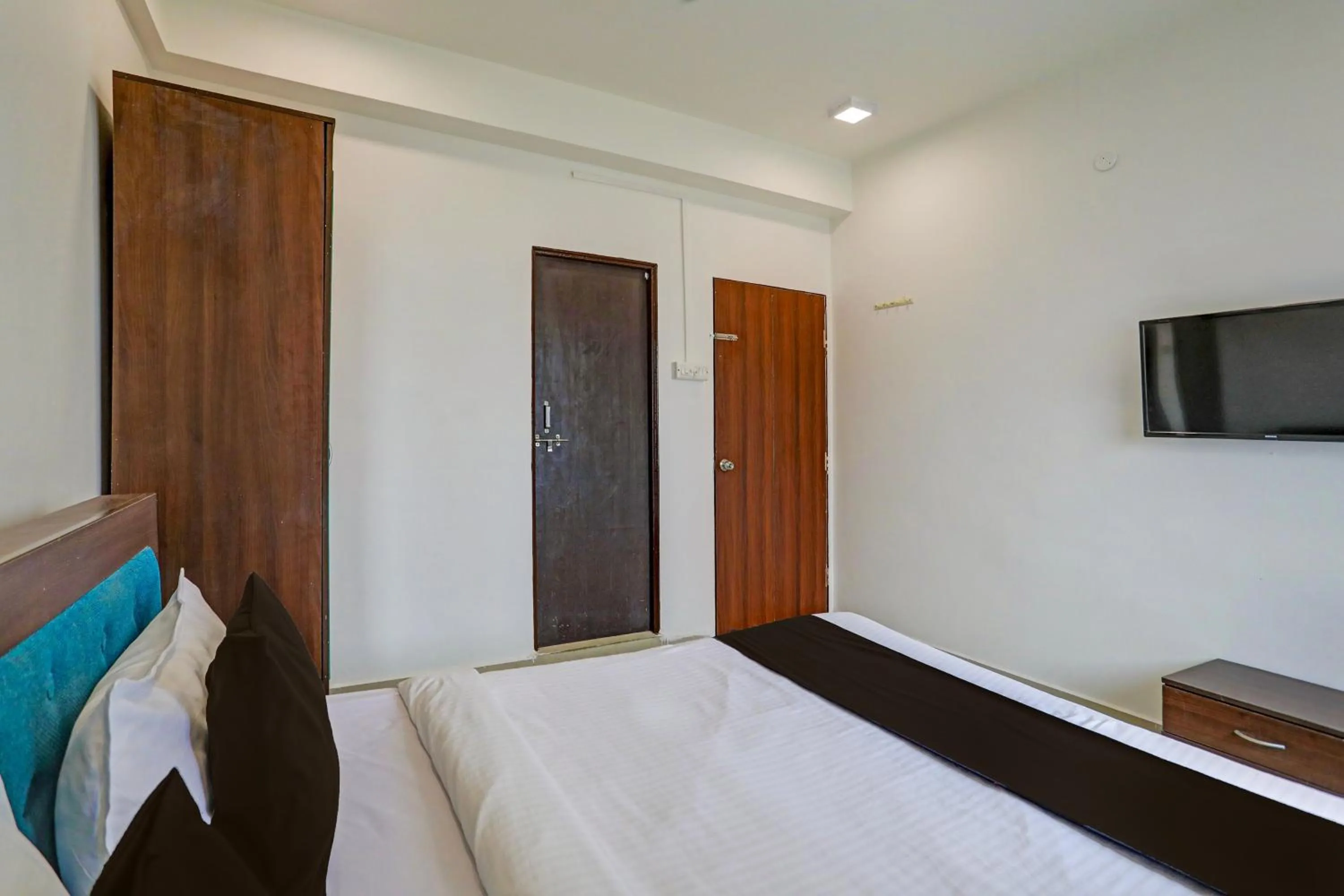 Bed in Hotel O YUVA INN