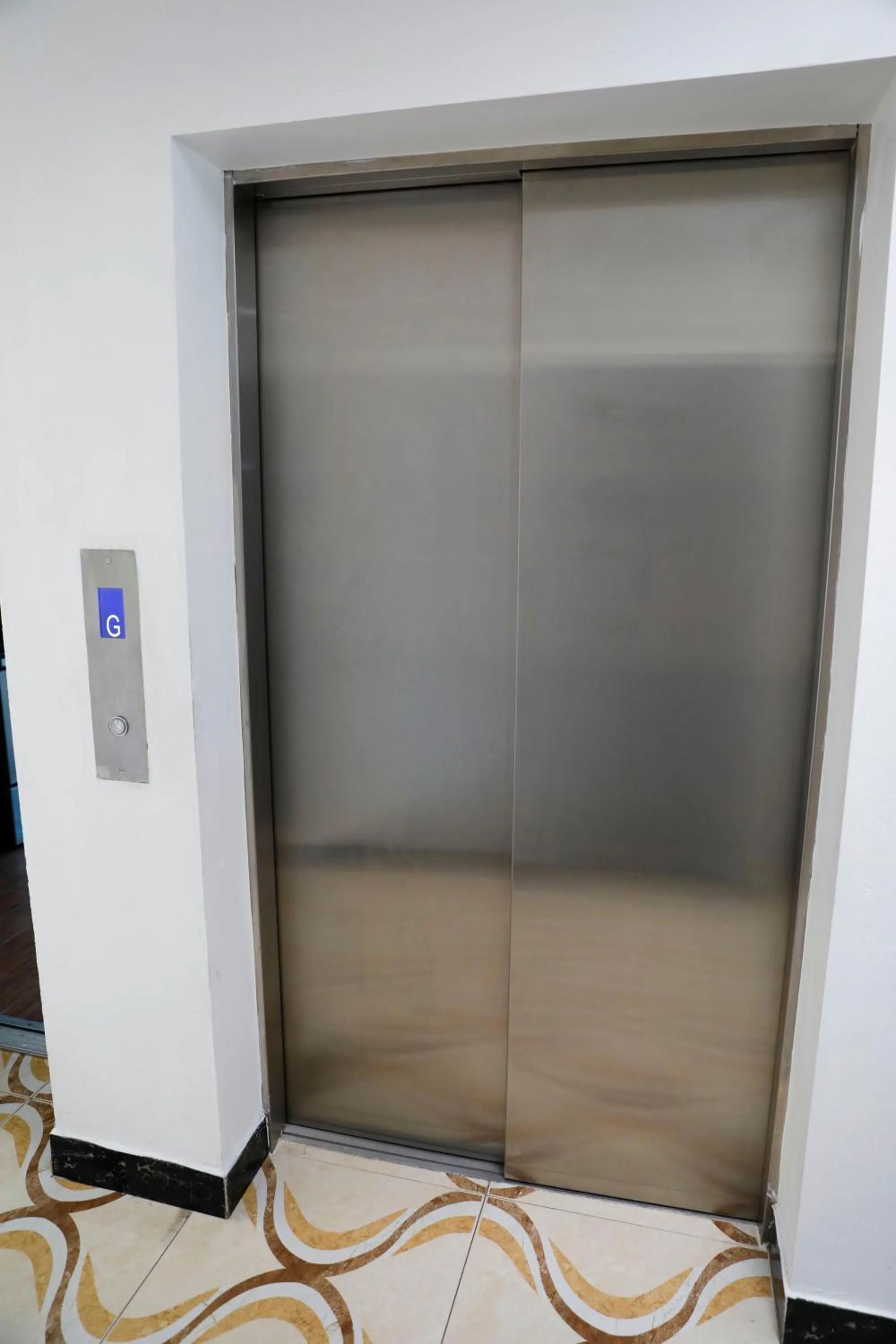 Kings Pavilion Suites Hotel