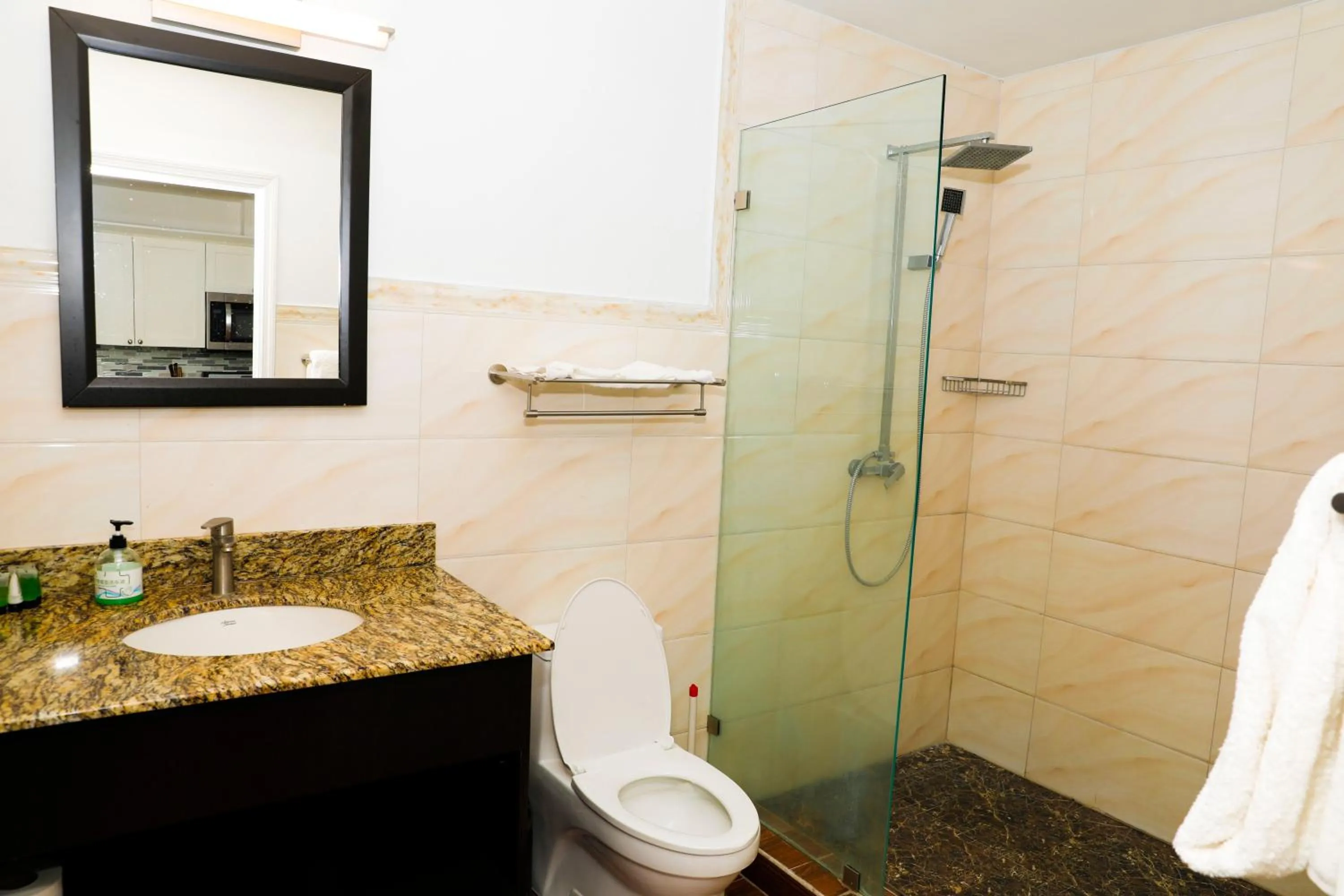 Kings Pavilion Suites Hotel