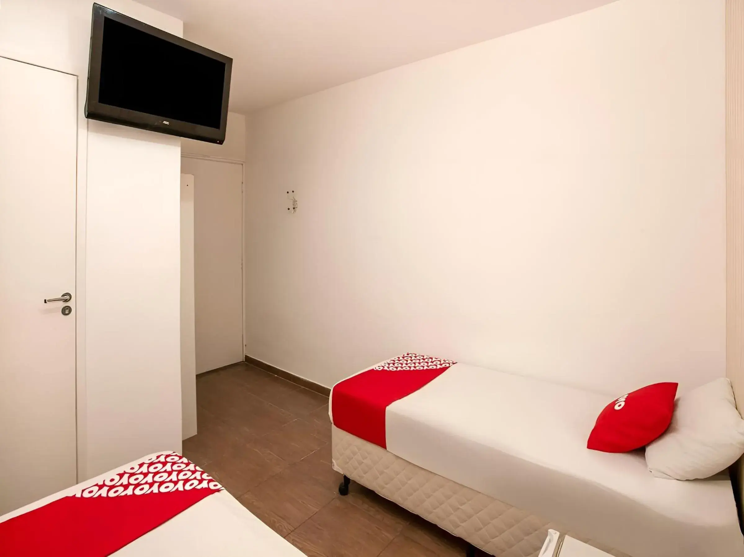 Twin Room - single occupancy in Hotel Vintage SP Twin Room - single occupancy in Hotel Vintage SP