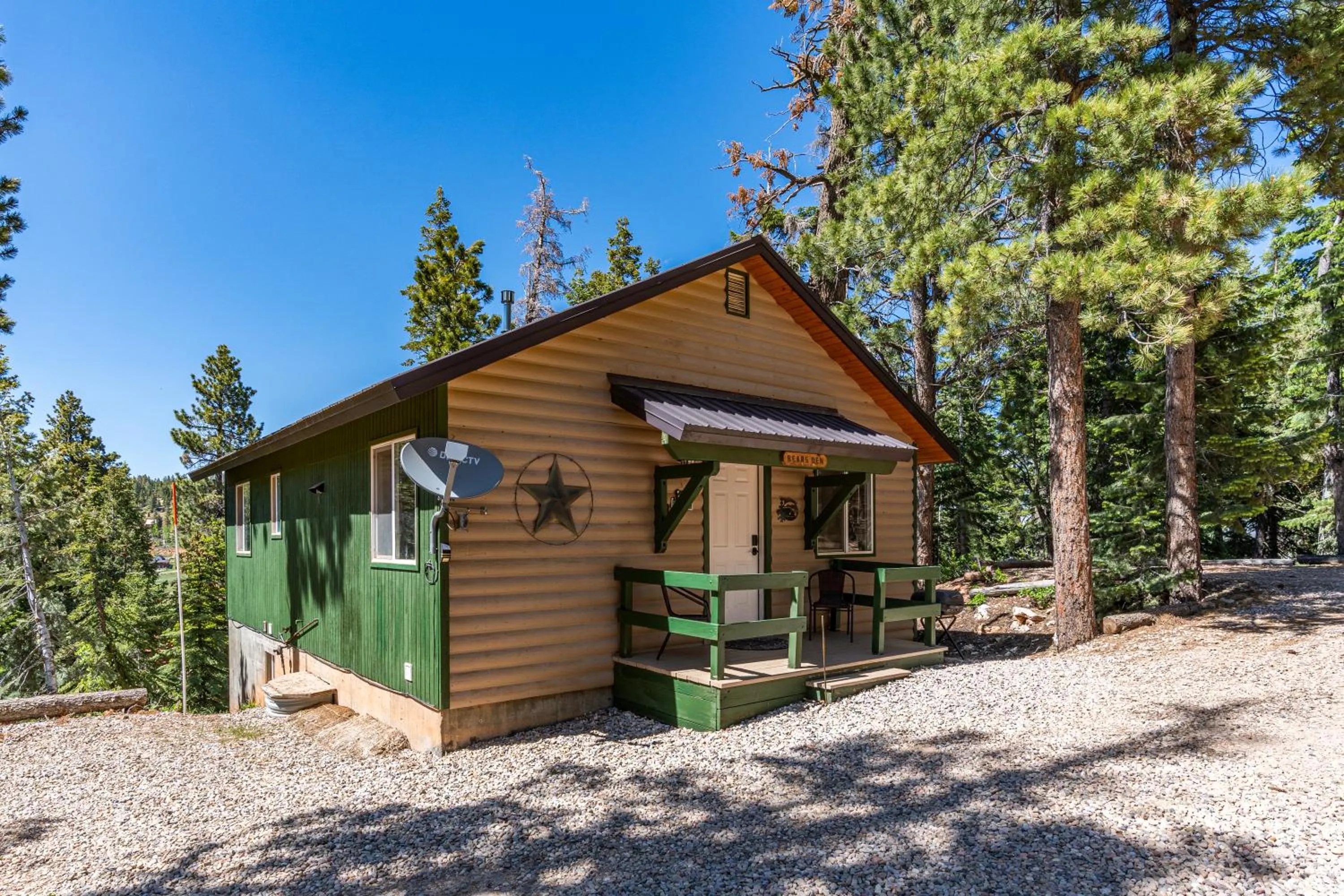 Property building in Duck Creek Village Inn