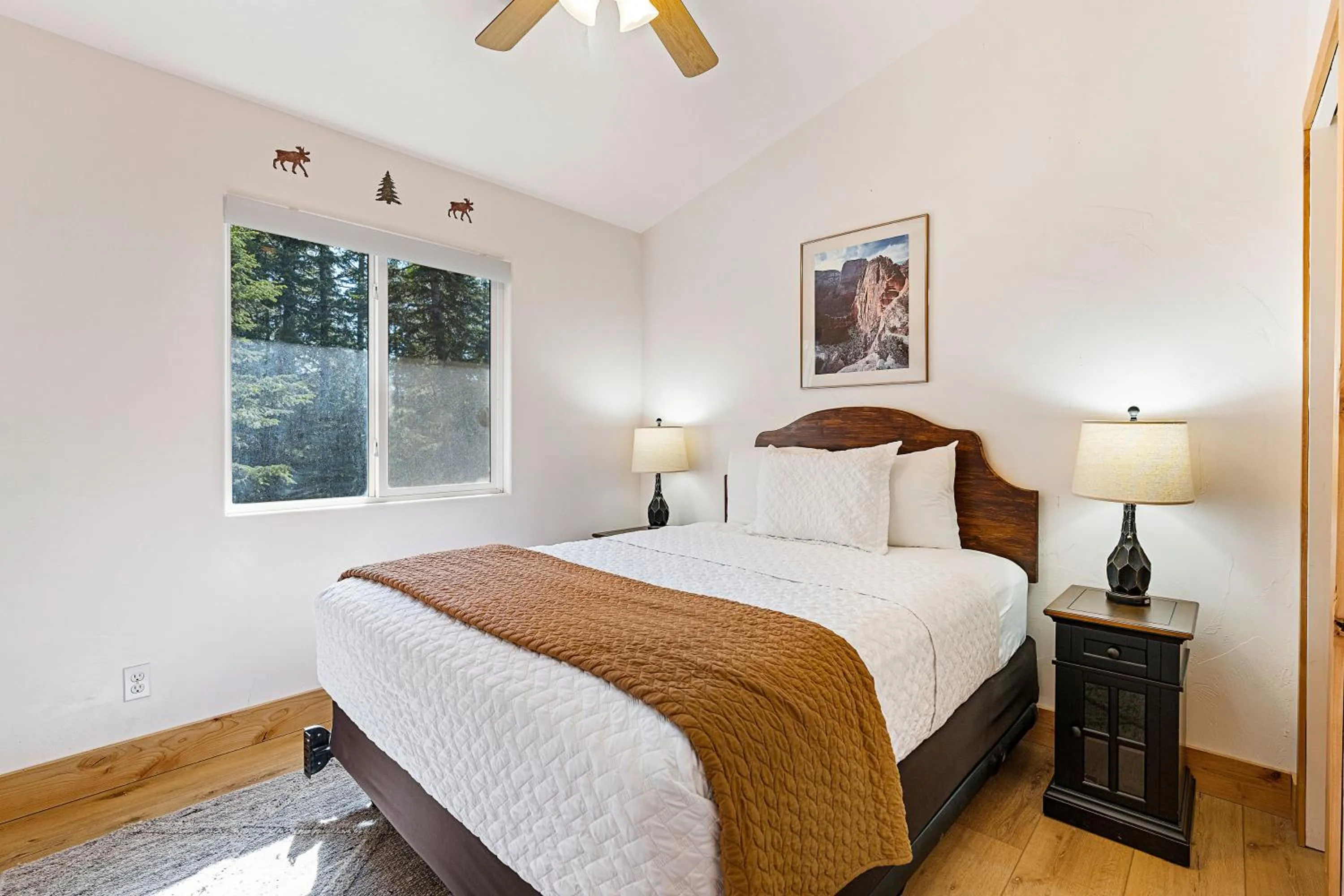 Bed in Duck Creek Village Inn