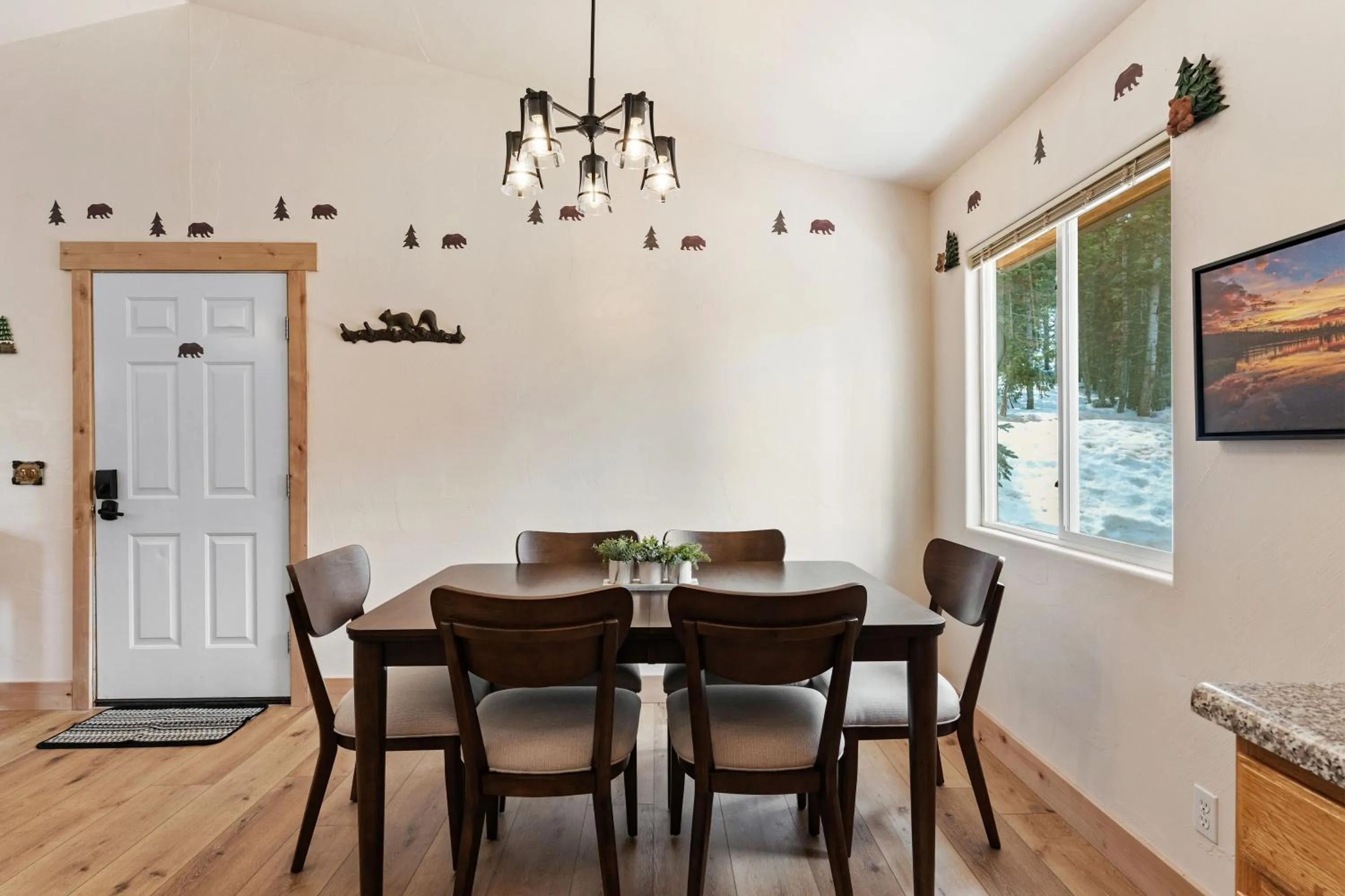 Dining area in Duck Creek Village Inn